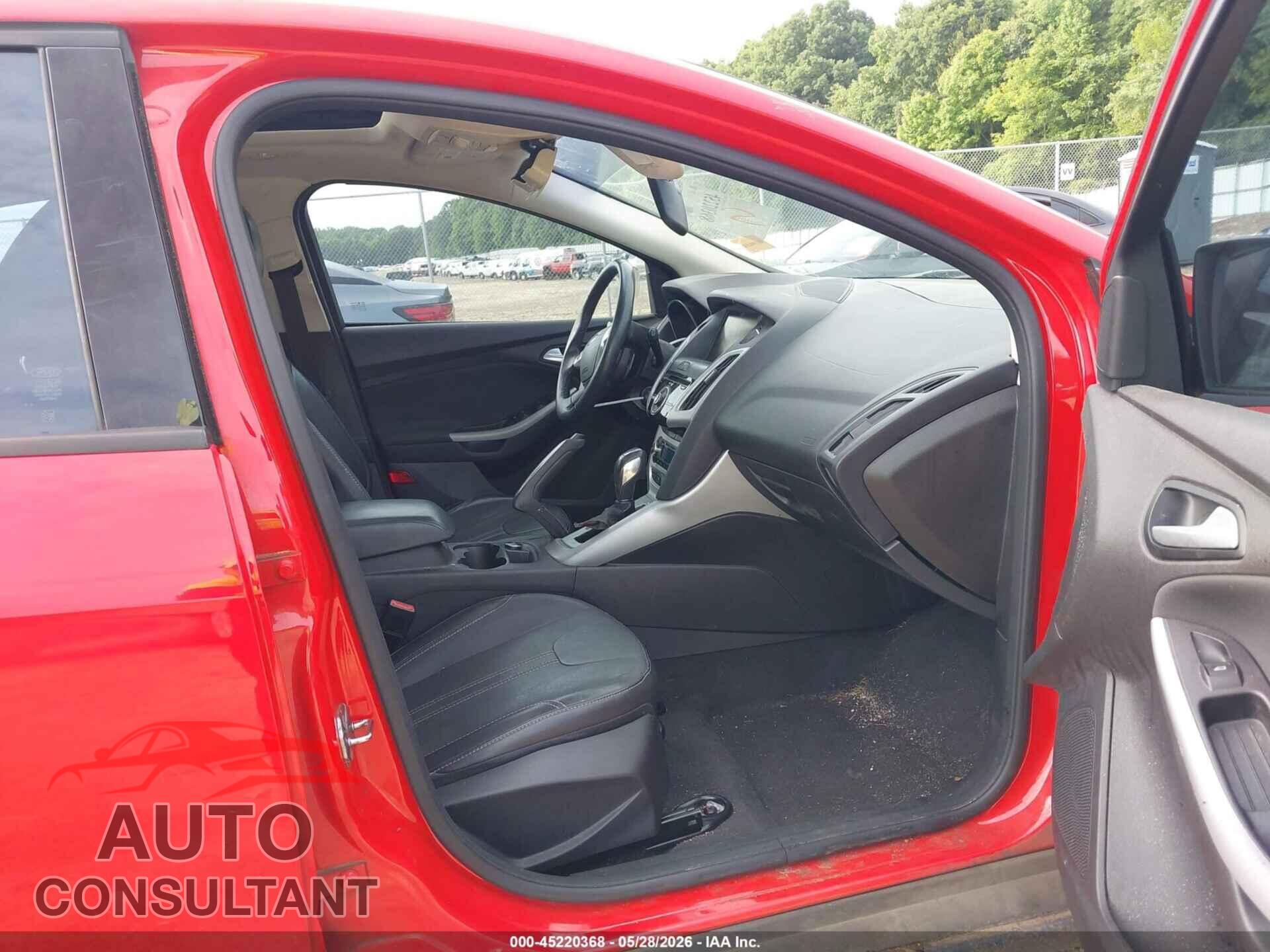 FORD FOCUS 2013 - 1FADP3K28DL259259