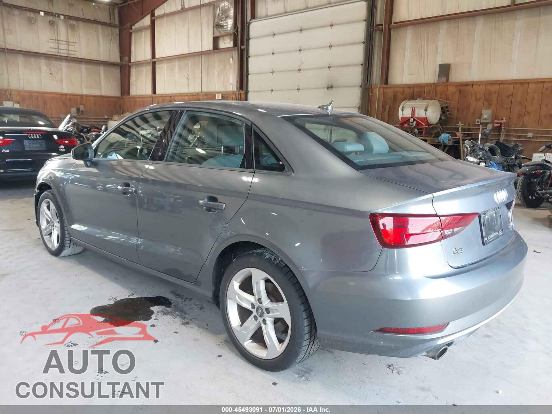 AUDI A3 2017 - WAUB8GFF2H1071340