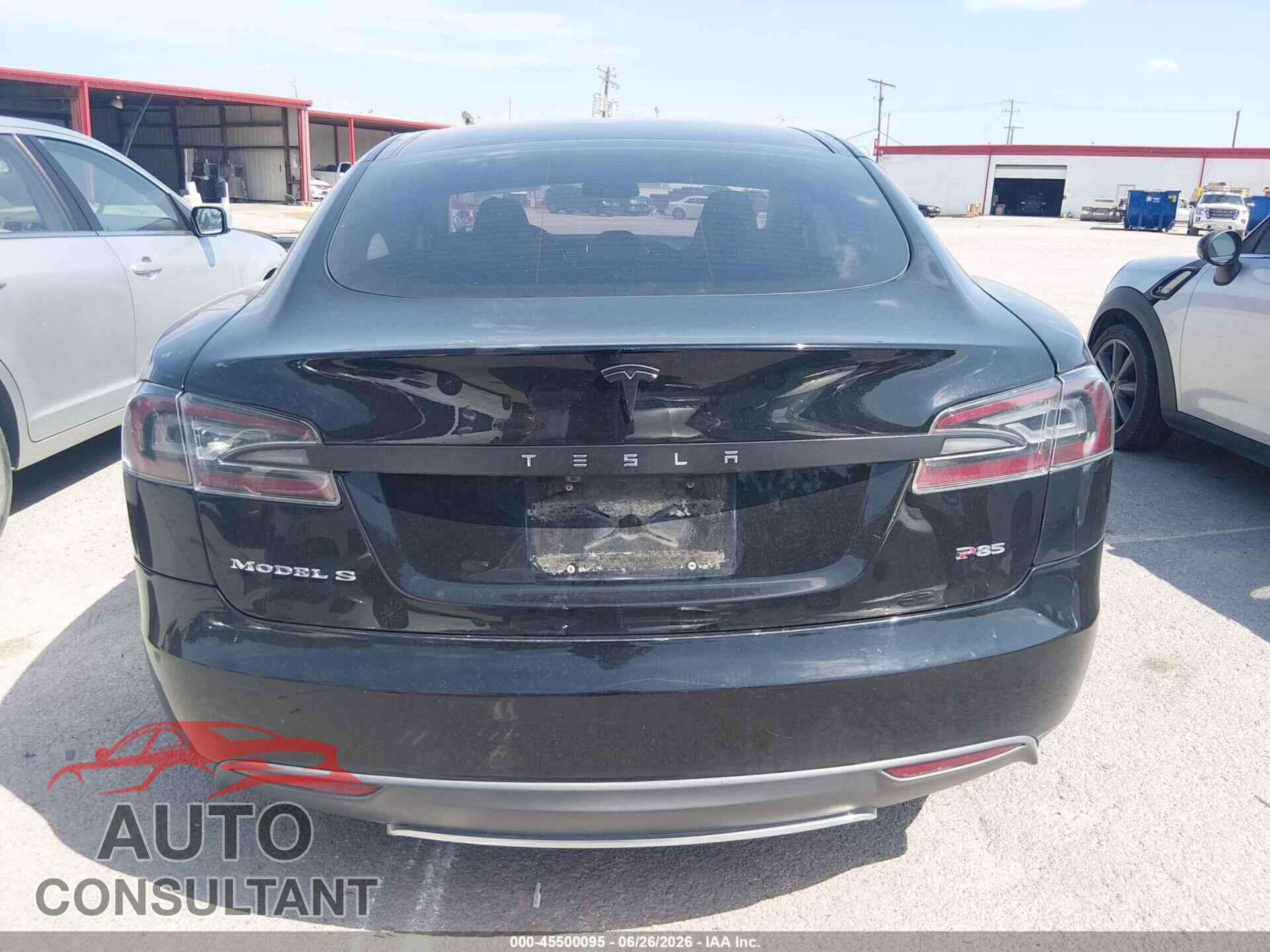 TESLA MODEL S 2013 - 5YJSA1DP8DFP07633