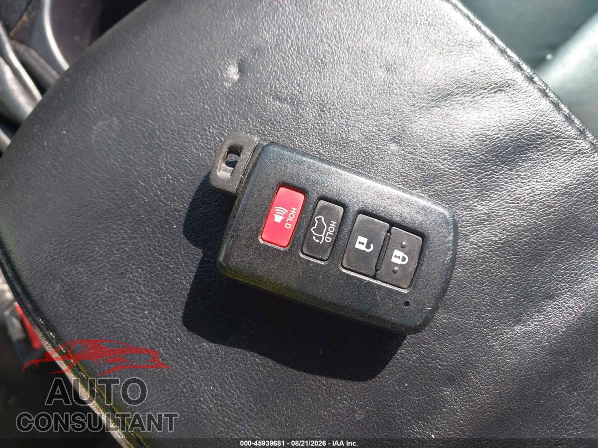 TOYOTA RAV4 2015 - 2T3DFREV3FW242584