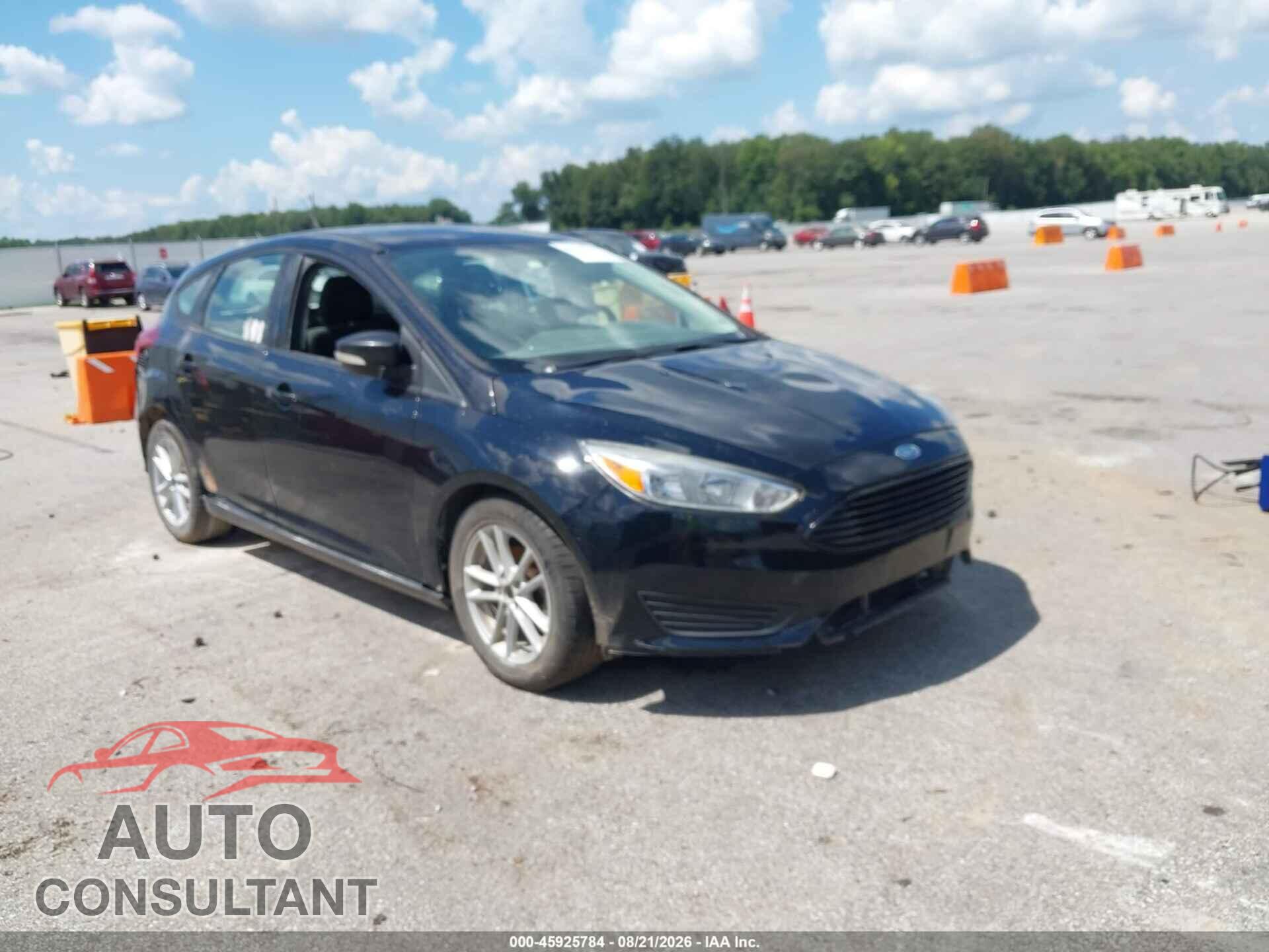 FORD FOCUS 2017 - 1FADP3K22HL323320