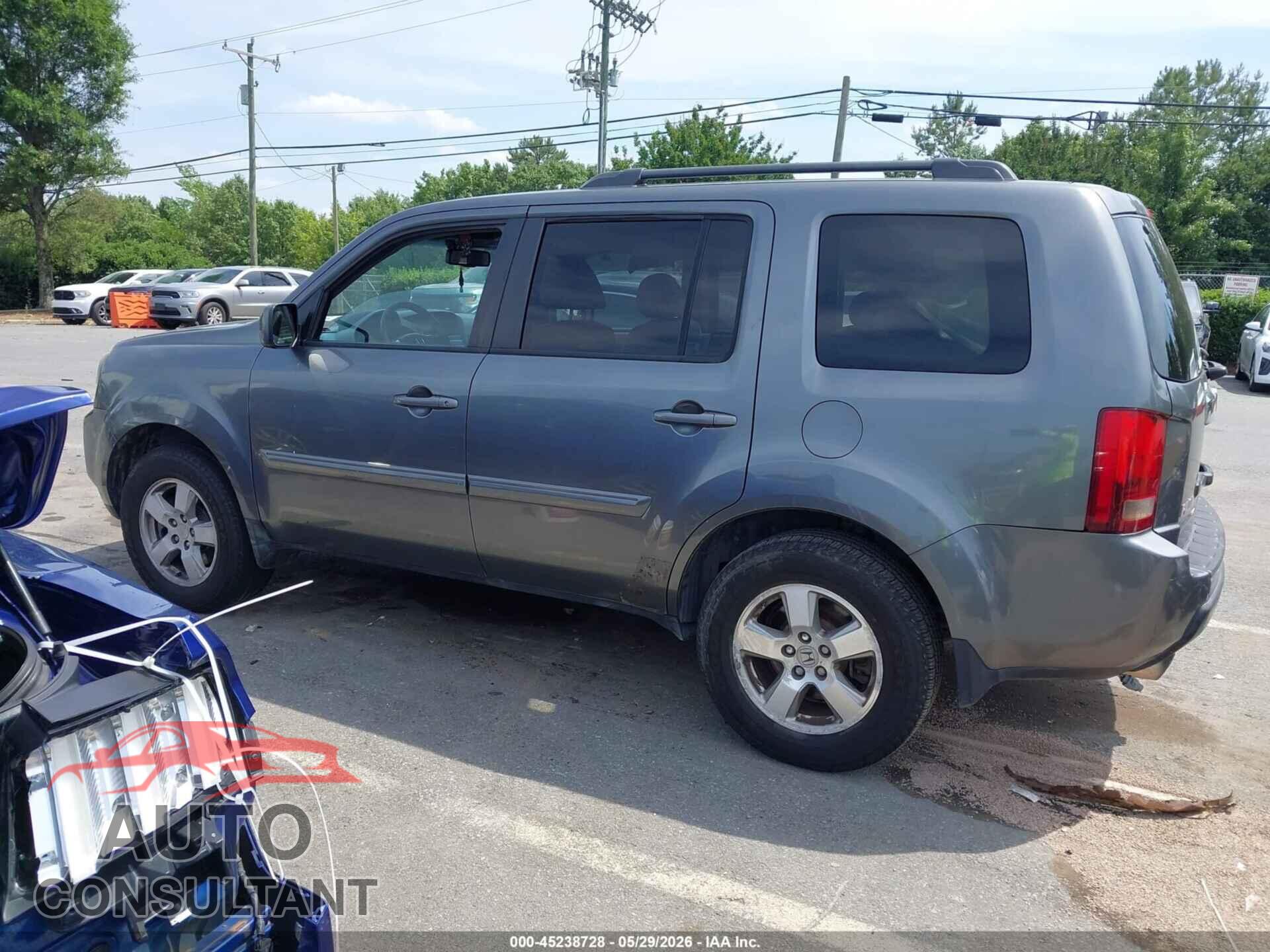 HONDA PILOT 2011 - 5FNYF3H66BB034735