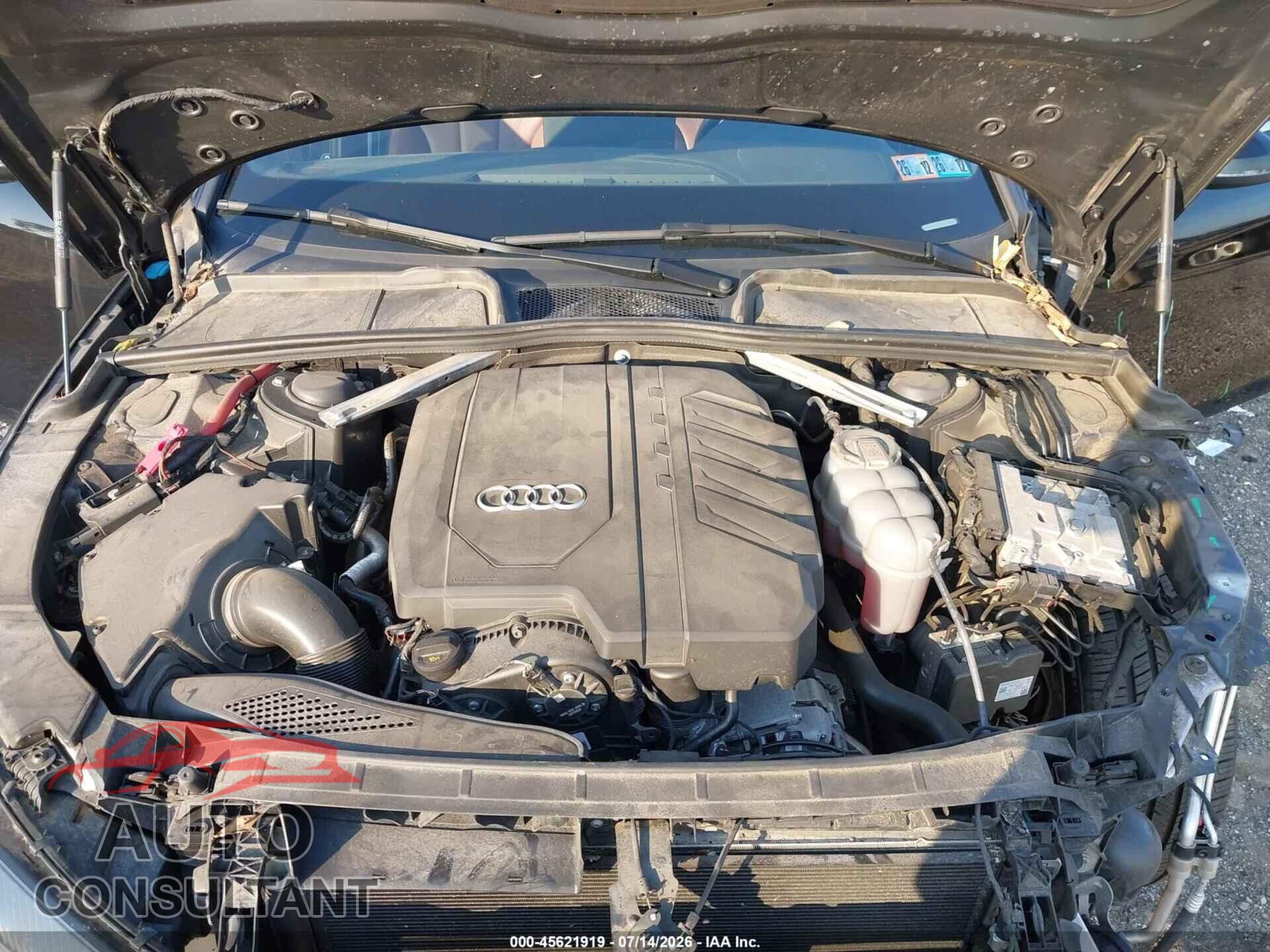 AUDI A4 2021 - WAUDAAF46MN006826