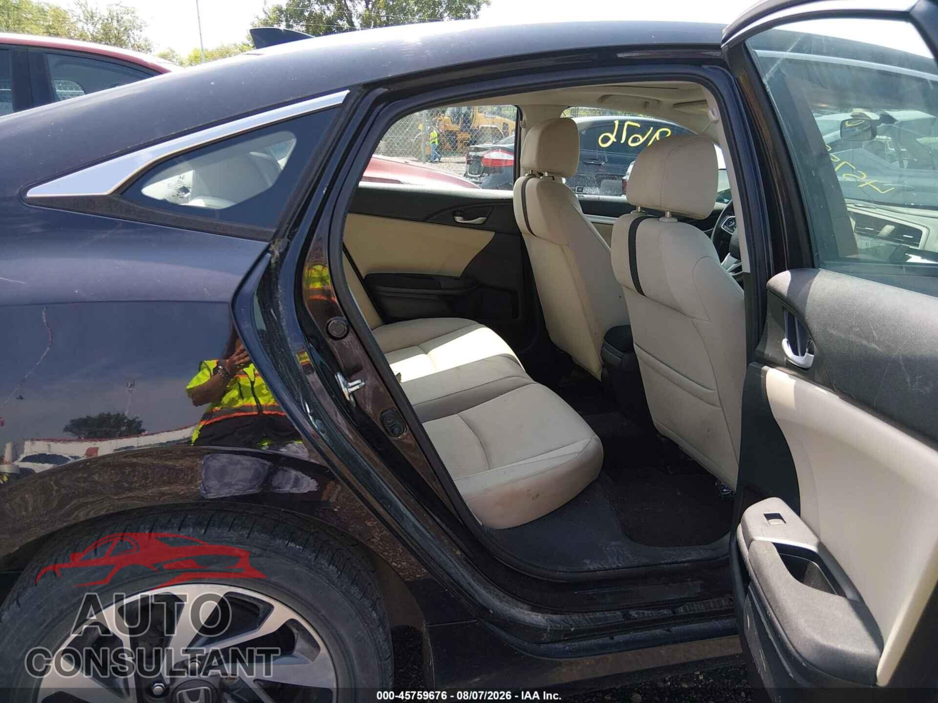 HONDA CIVIC 2017 - 19XFC2F71HE058963