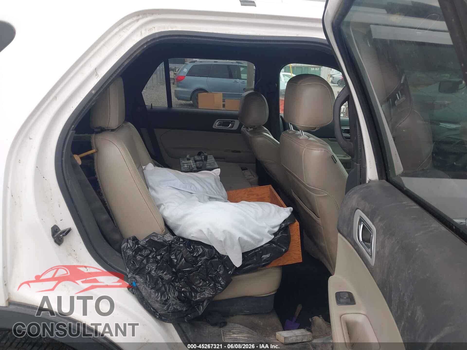FORD EXPLORER 2013 - 1FM5K7D96DGA10610