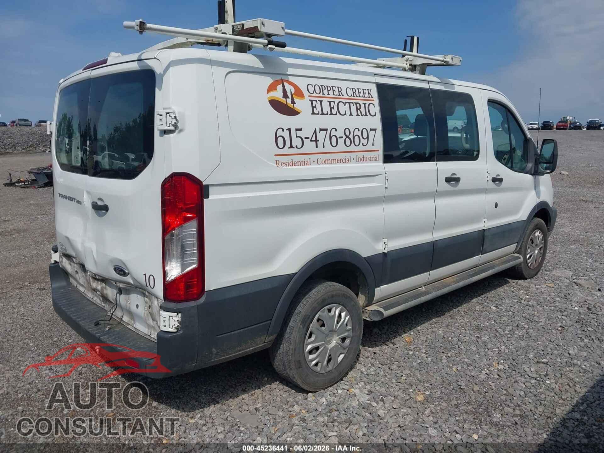FORD TRANSIT-250 2017 - 1FTYR1ZM5HKB10546
