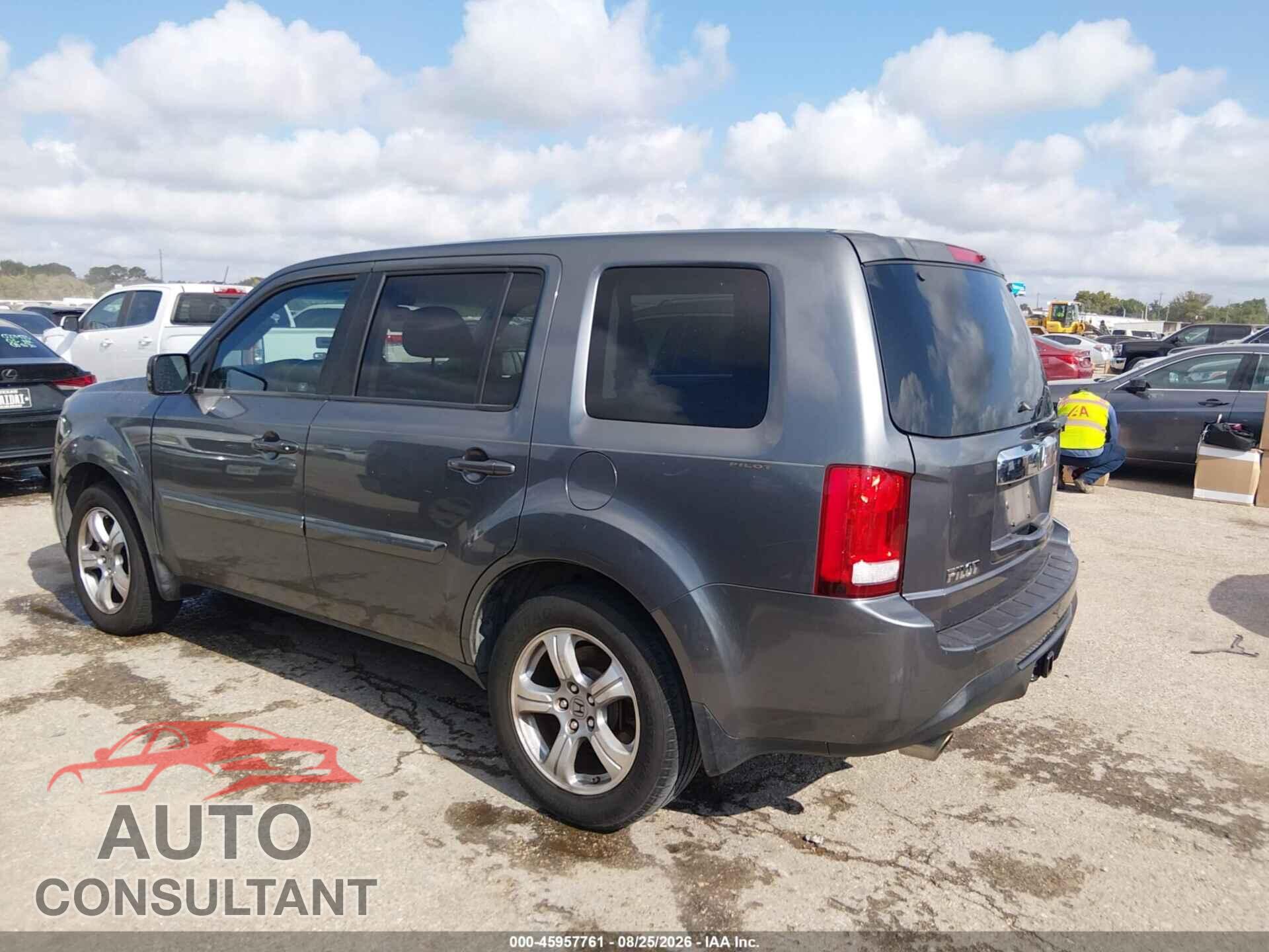 HONDA PILOT 2012 - 5FNYF3H71CB004813