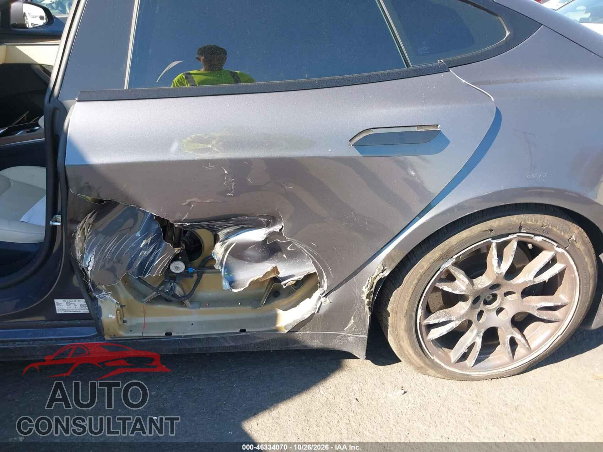 TESLA MODEL S 2021 - 5YJSA1E54MF444165