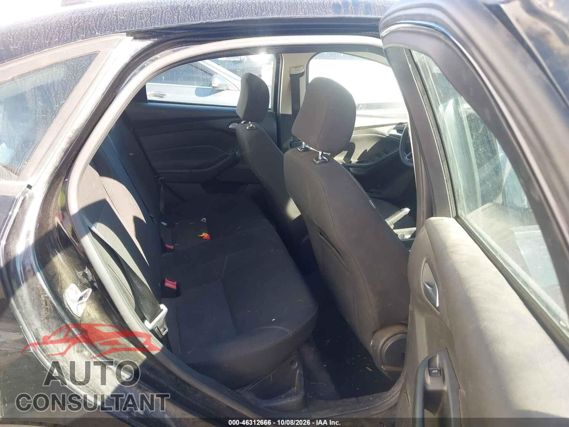 FORD FOCUS 2016 - 1FADP3F24GL279121