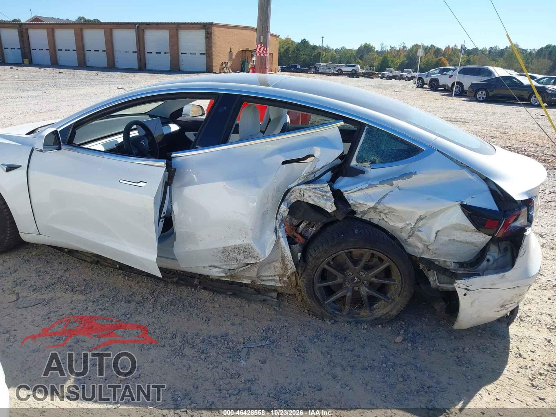 TESLA MODEL 3 2019 - 5YJ3E1EA9KF445136
