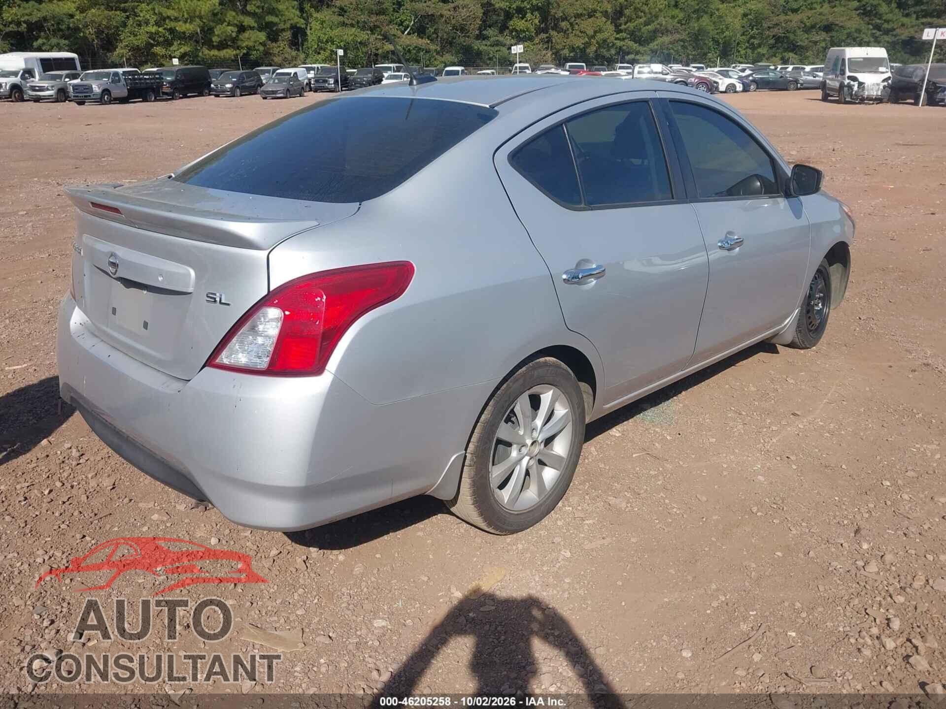 NISSAN VERSA 2017 - 3N1CN7AP1HL820639