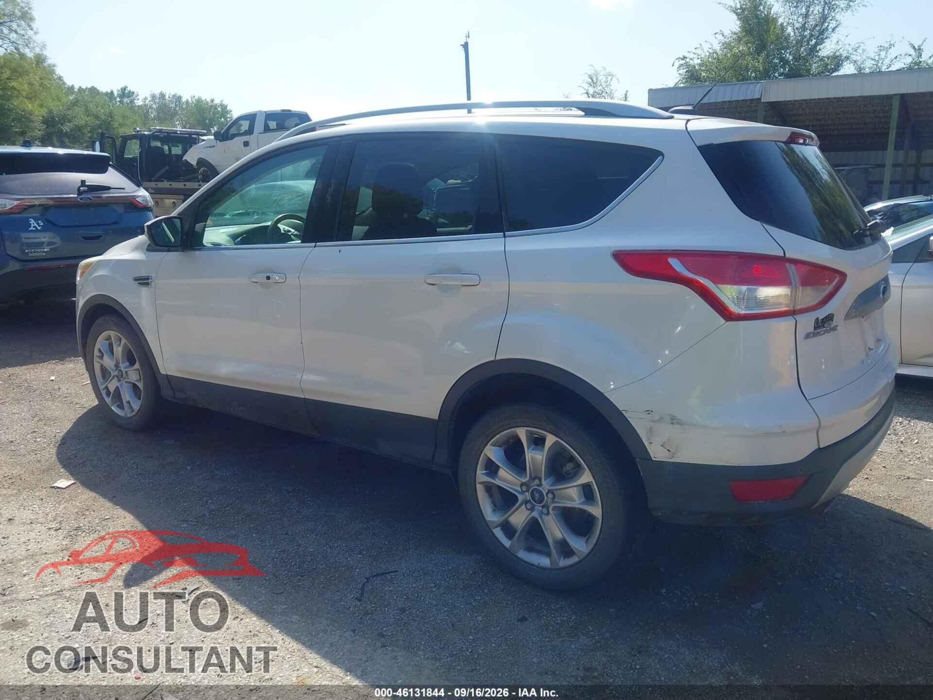 FORD ESCAPE 2015 - 1FMCU9JX0FUC37652