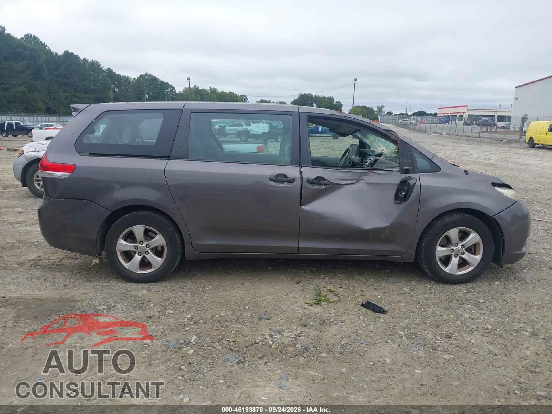 TOYOTA SIENNA 2012 - 5TDZK3DCXCS276128