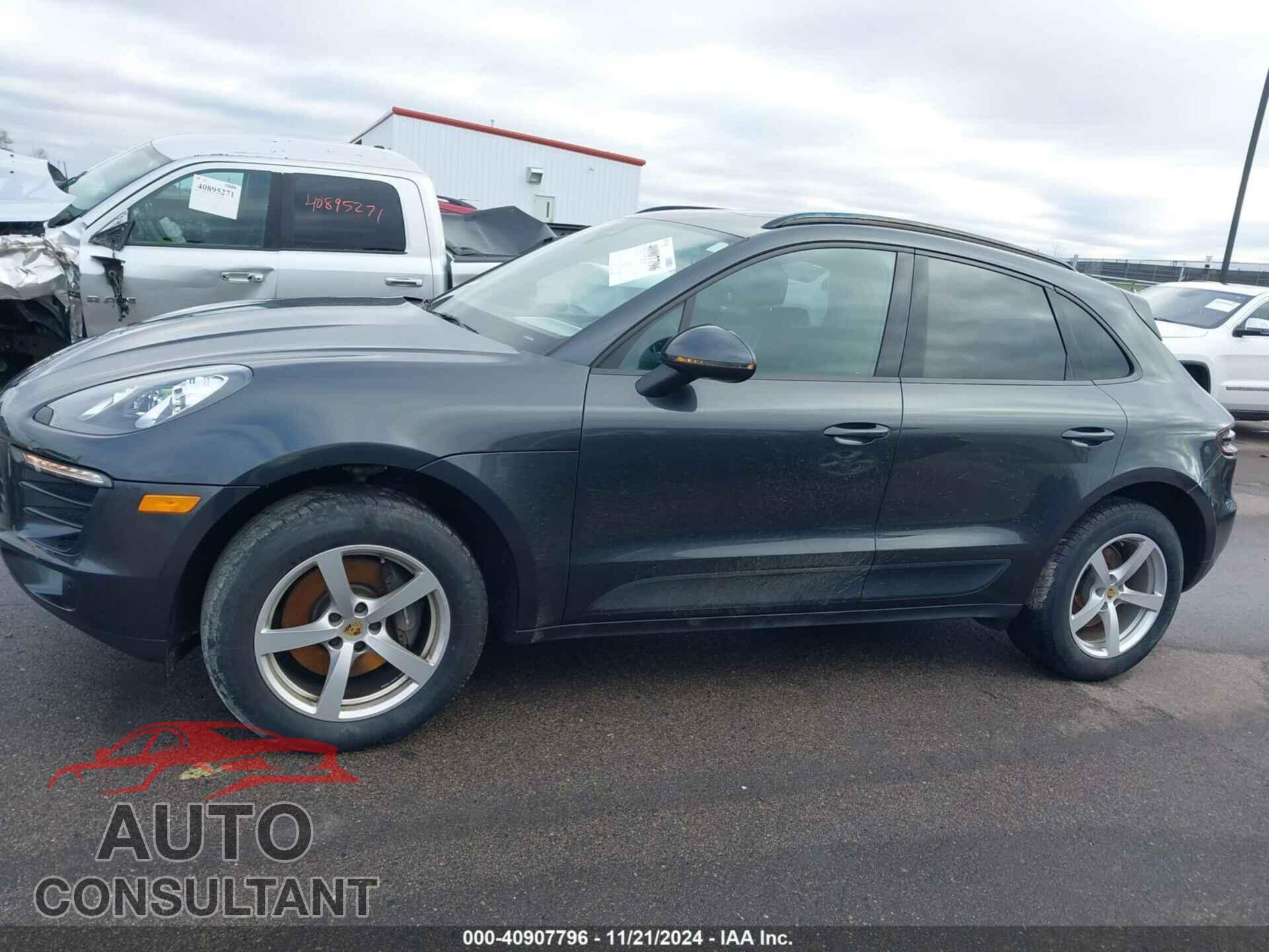 PORSCHE MACAN 2017 - WP1AA2A50HLB81455