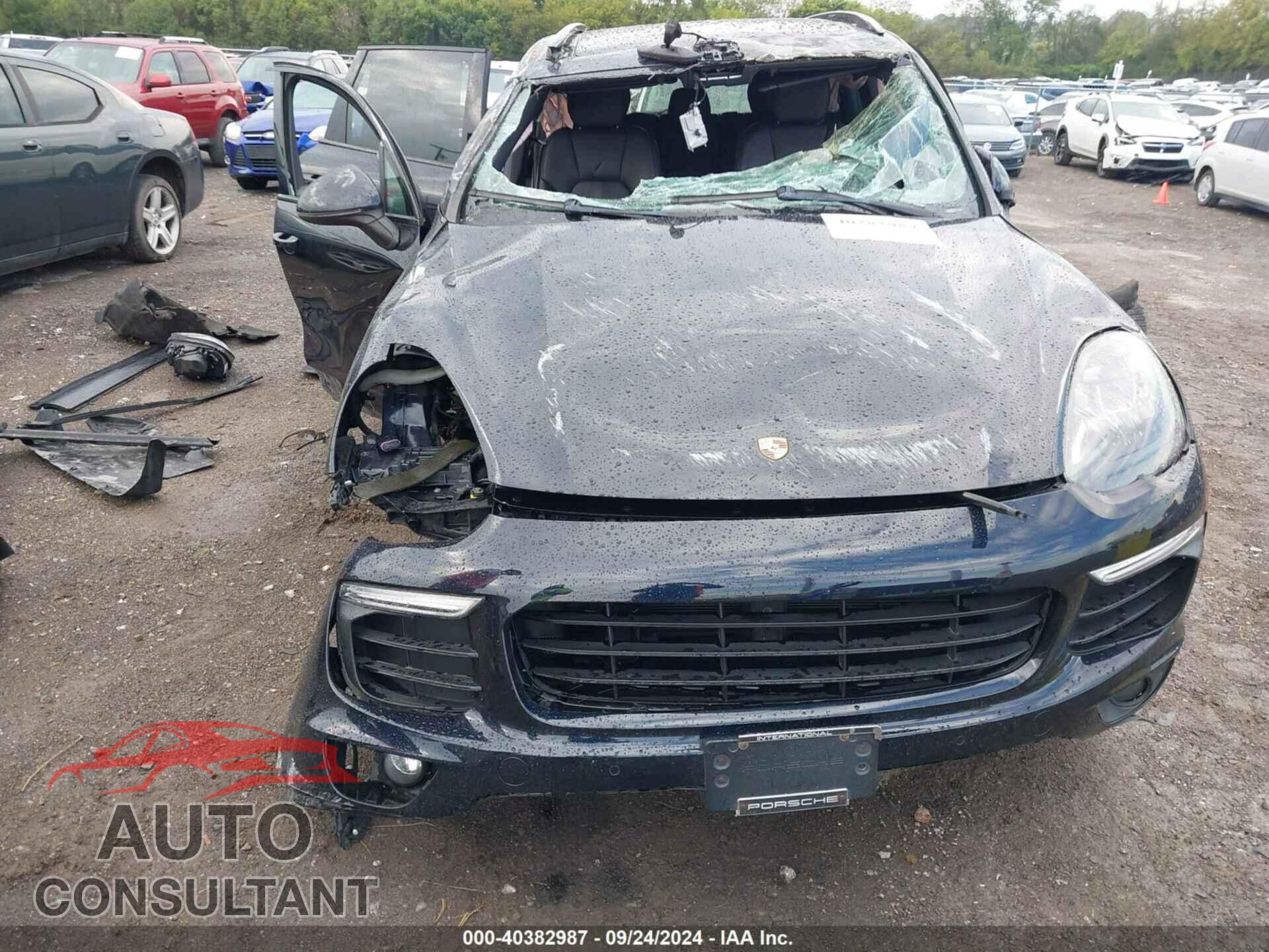 PORSCHE CAYENNE 2016 - WP1AA2A24GLA10146