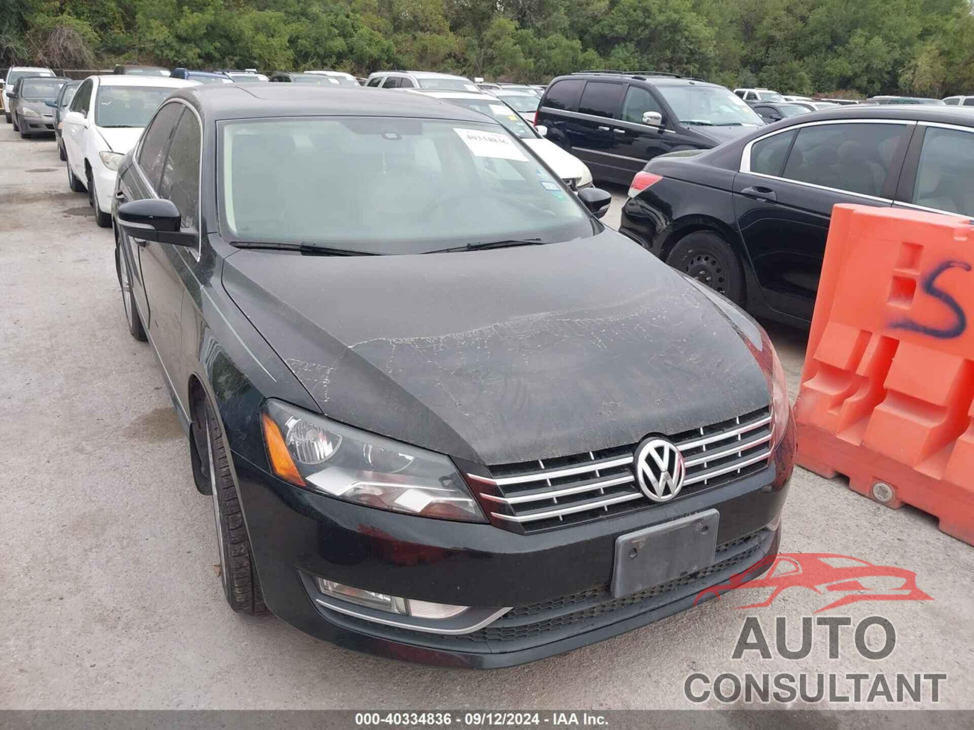 VOLKSWAGEN PASSAT 2014 - 1VWCS7A32EC019791