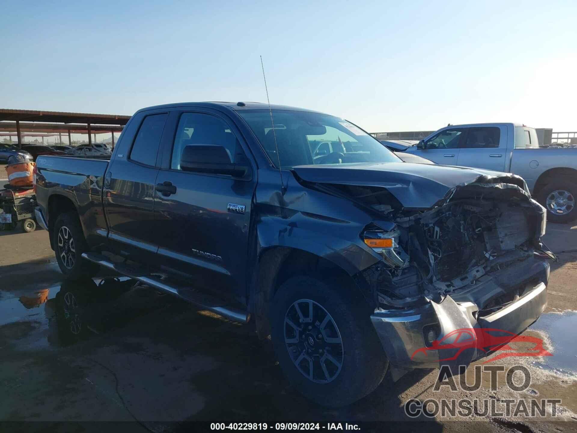 TOYOTA TUNDRA 2018 - 5TFUY5F12JX706788