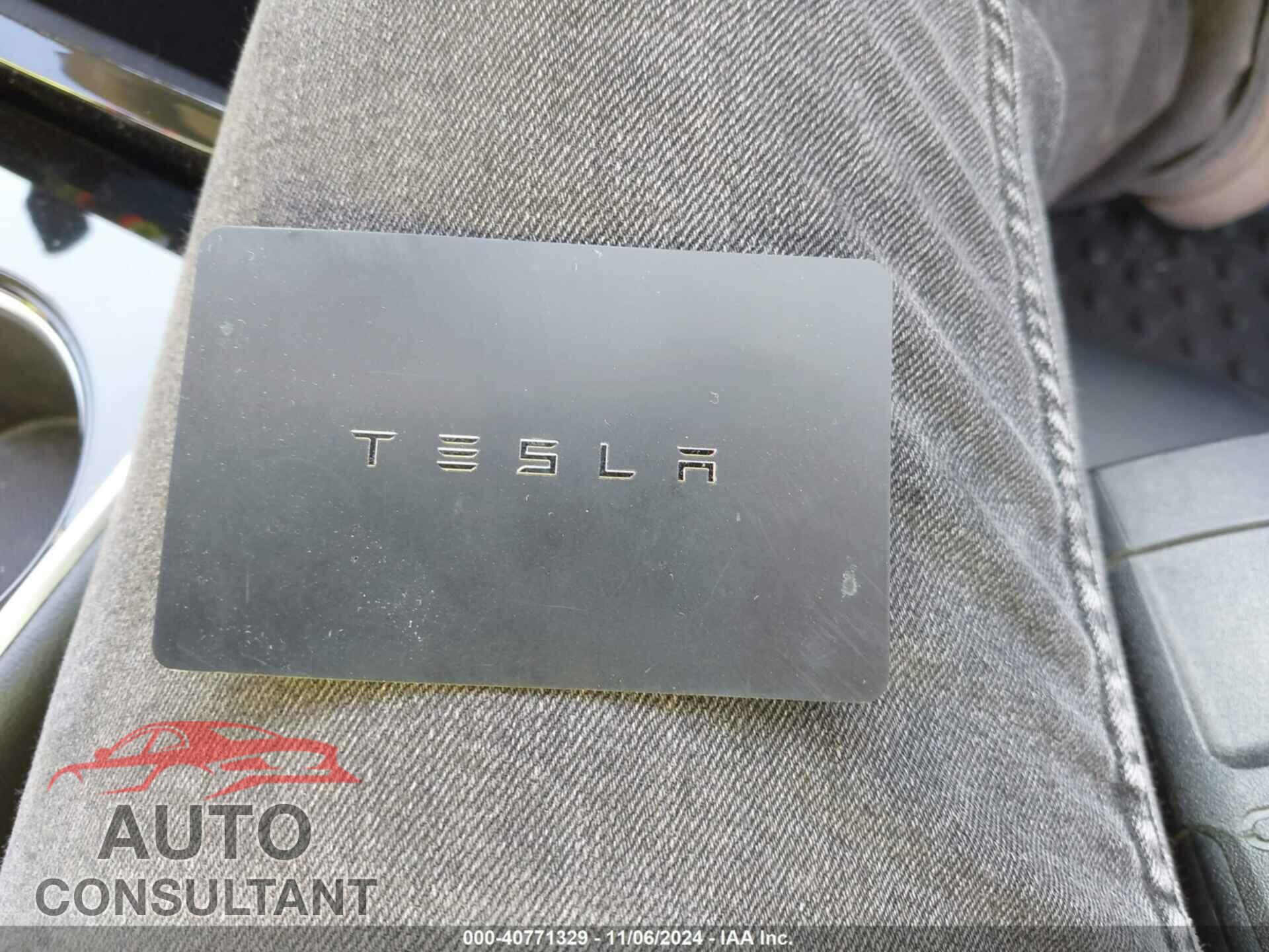 TESLA MODEL 3 2018 - 5YJ3E1EB9JF118632