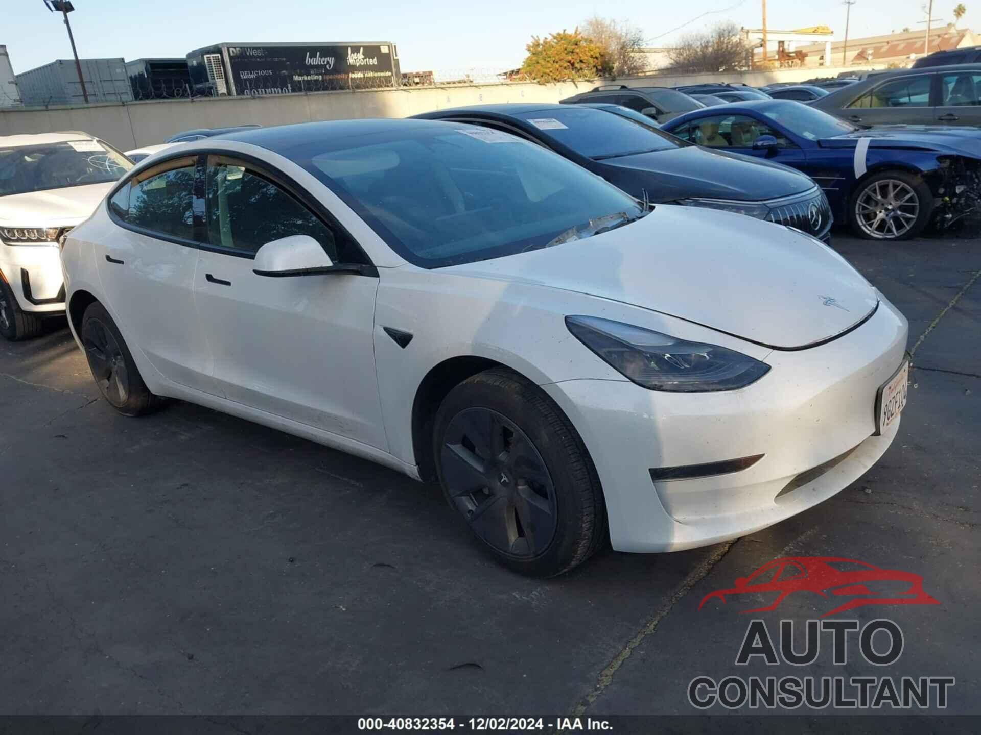 TESLA MODEL 3 2023 - 5YJ3E1EA5PF572425