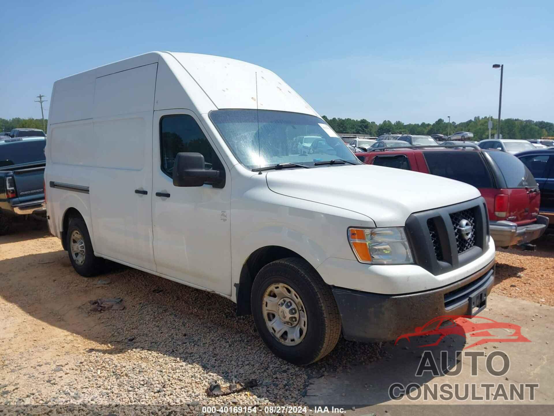 NISSAN NV CARGO NV2500 HD 2017 - 1N6BF0LY9HN804589