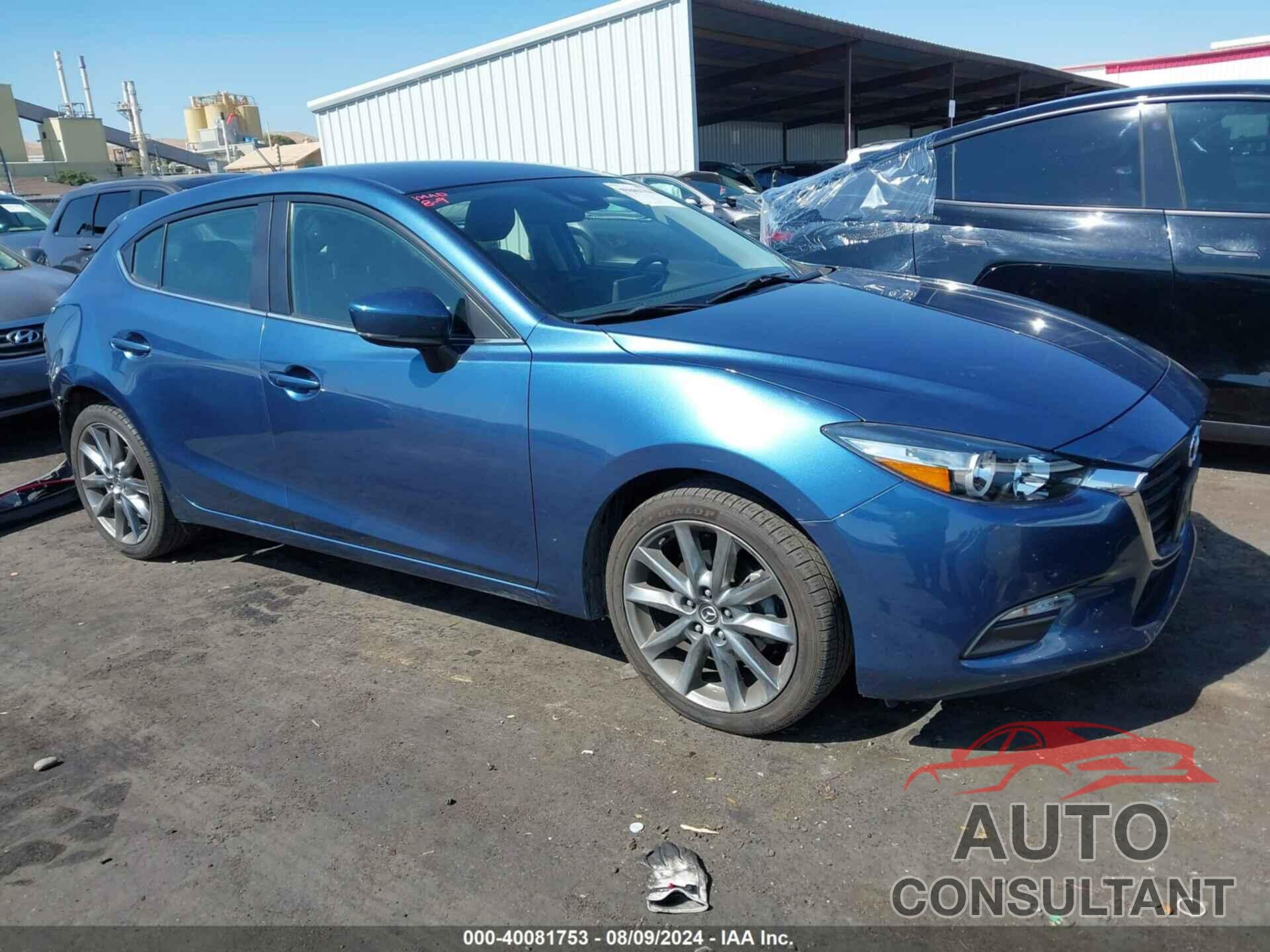 MAZDA MAZDA3 2018 - 3MZBN1L30JM268239