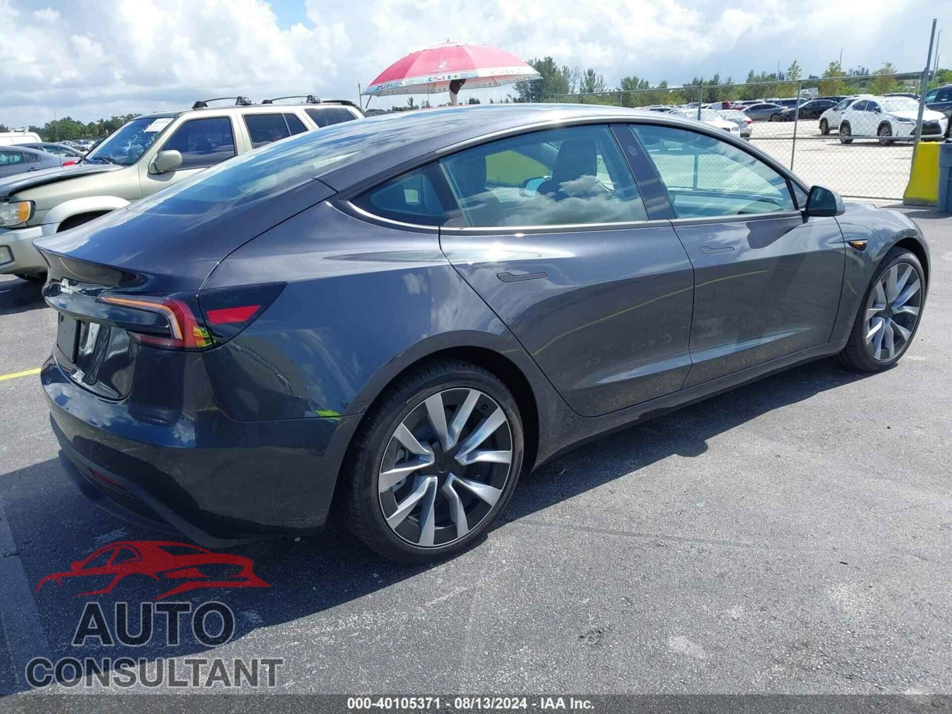 TESLA MODEL 3 2024 - 5YJ3E1EA6RF752130