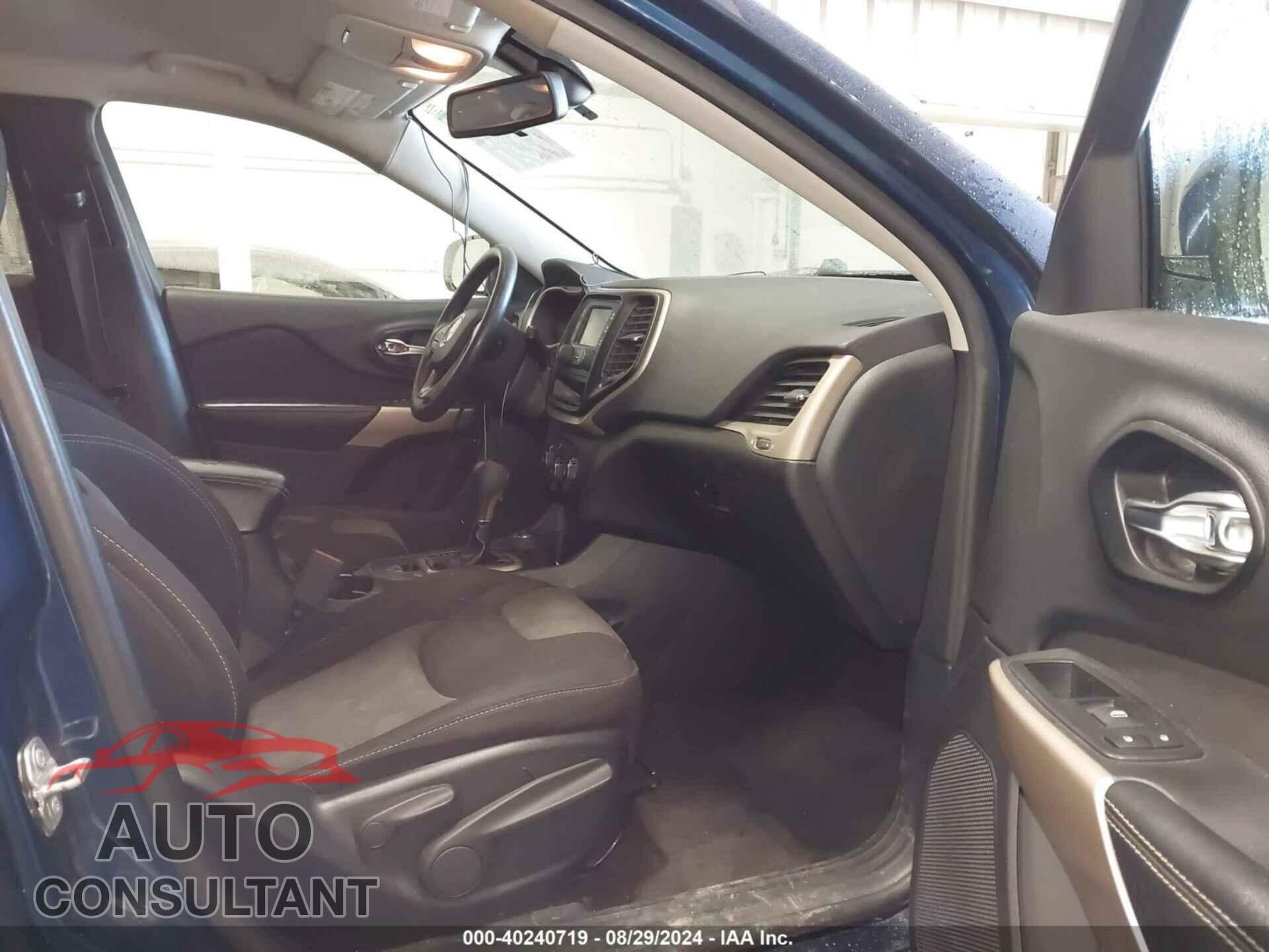 JEEP CHEROKEE 2018 - 1C4PJMCB0JD570624