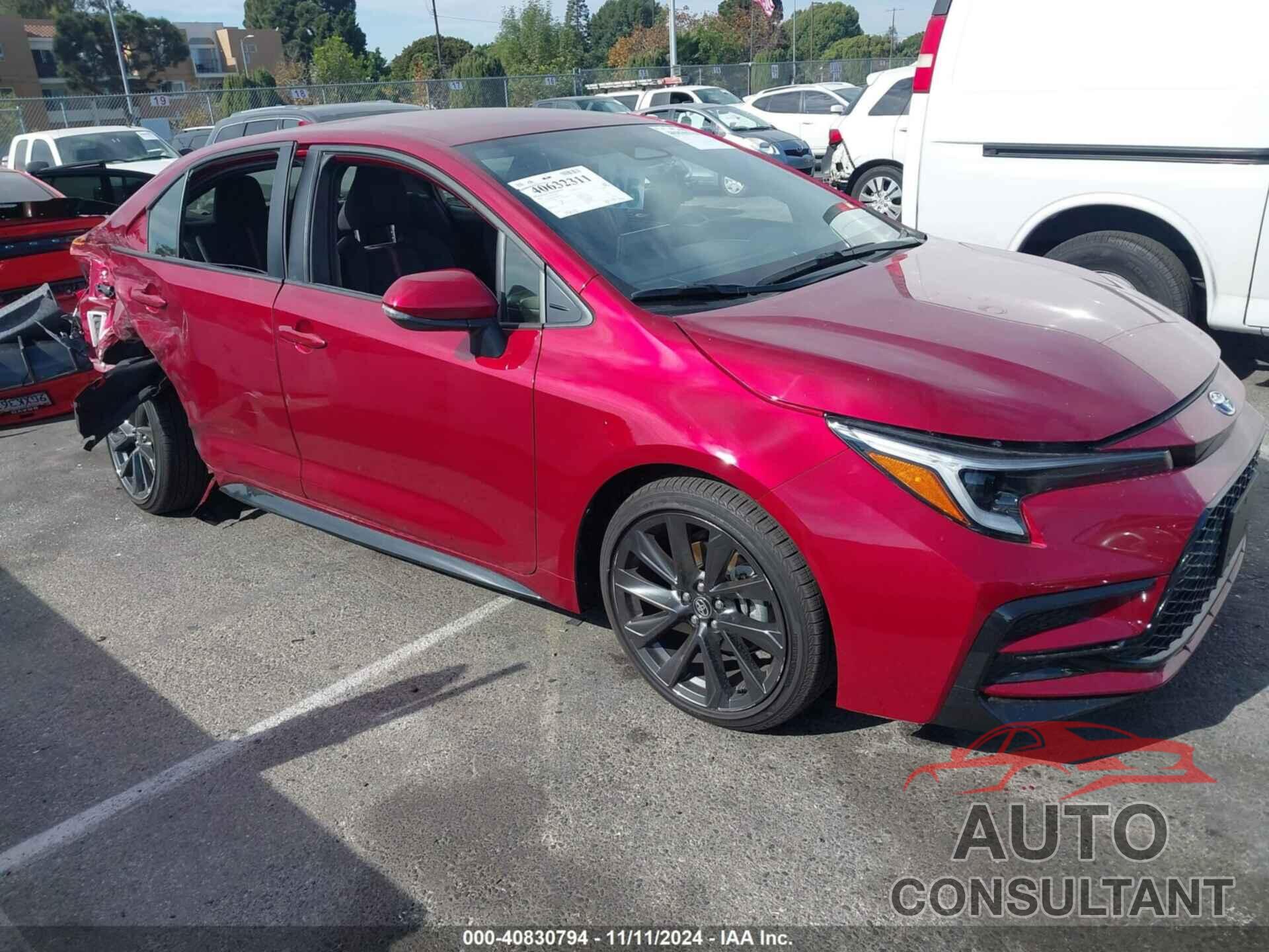 TOYOTA COROLLA 2024 - JTDBCMFEXRJ026333