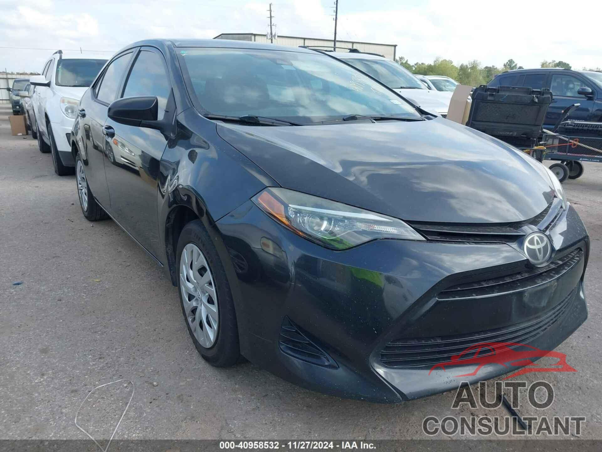 TOYOTA COROLLA 2018 - 5YFBURHE1JP797867
