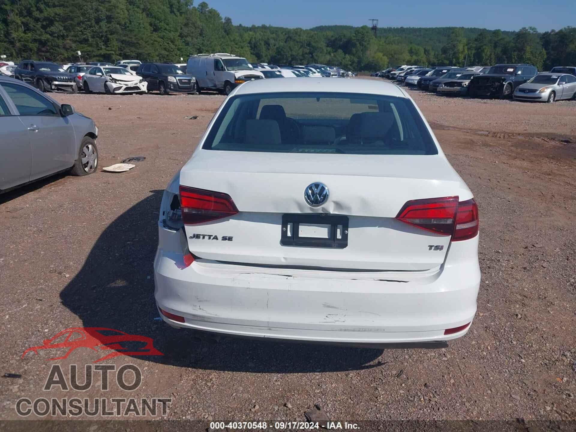 VOLKSWAGEN JETTA 2017 - 3VW2B7AJ3HM380119