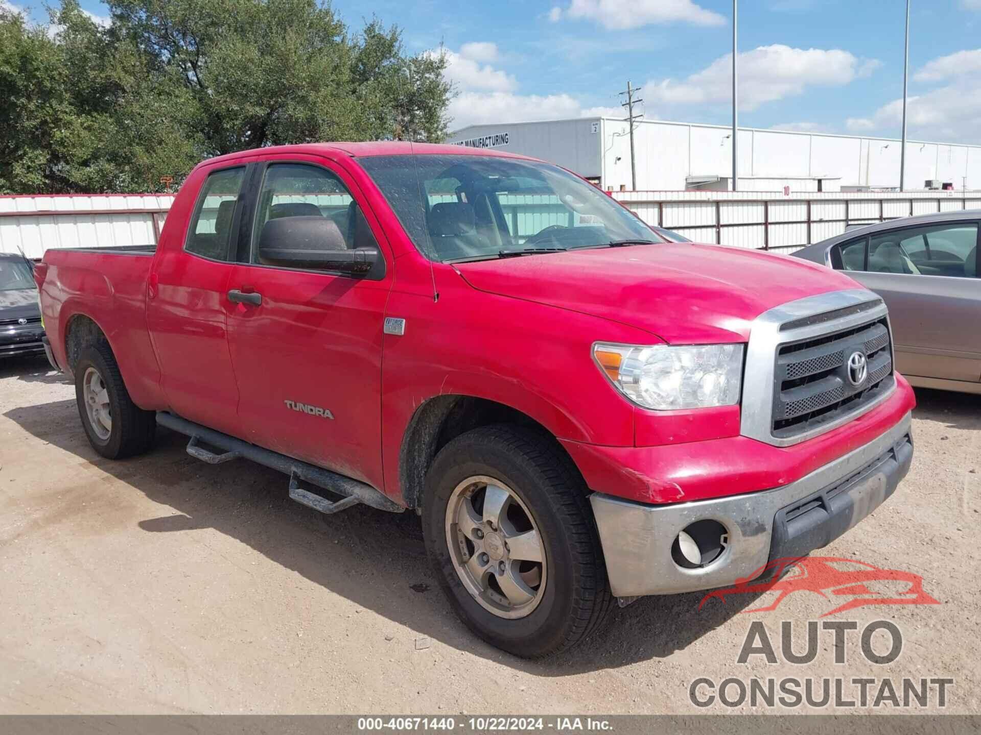 TOYOTA TUNDRA 2010 - 5TFRM5F12AX002513