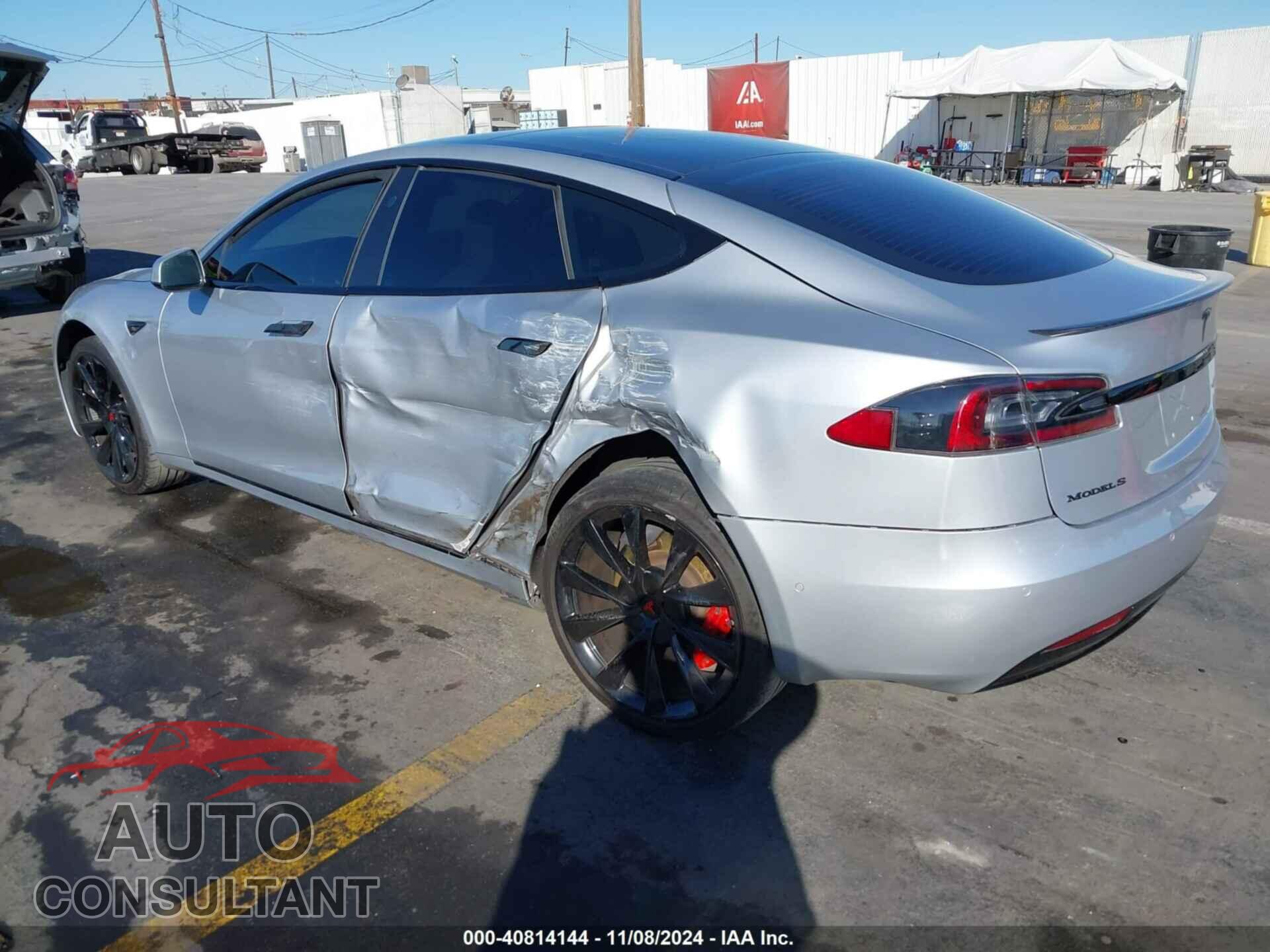 TESLA MODEL S 2018 - 5YJSA1E42JF275766