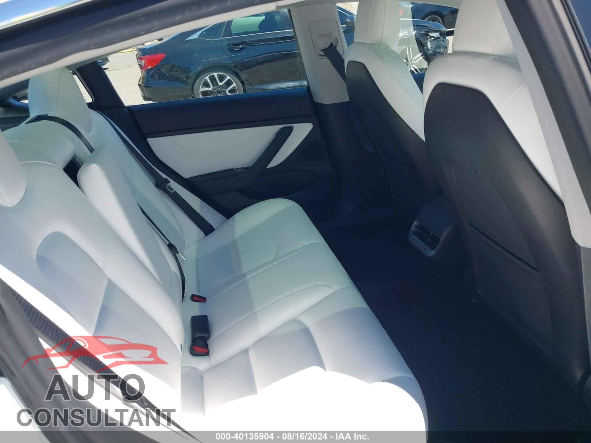 TESLA MODEL 3 2019 - 5YJ3E1EA1KF332927