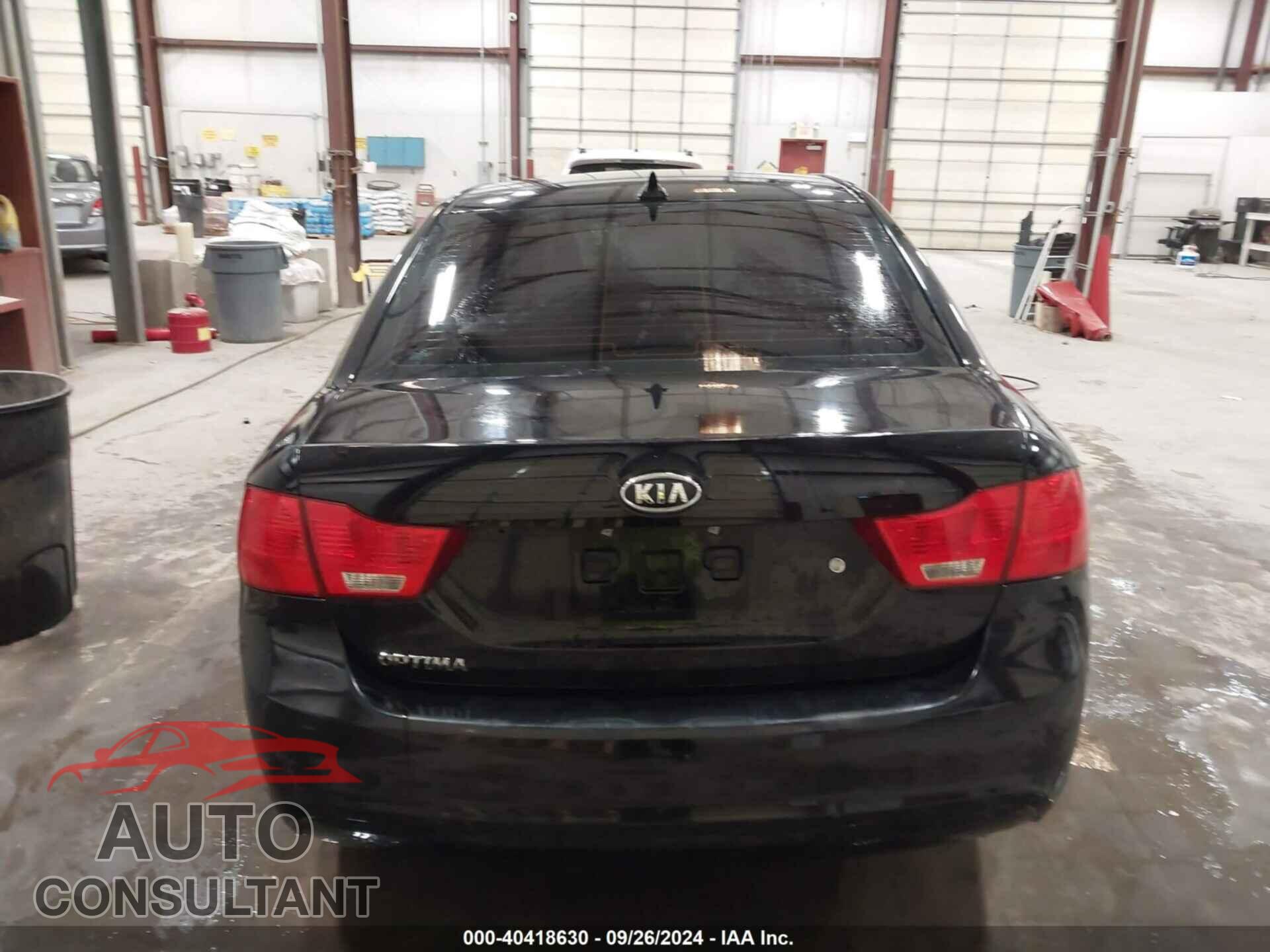 KIA OPTIMA 2010 - KNAGG4A81A5410166