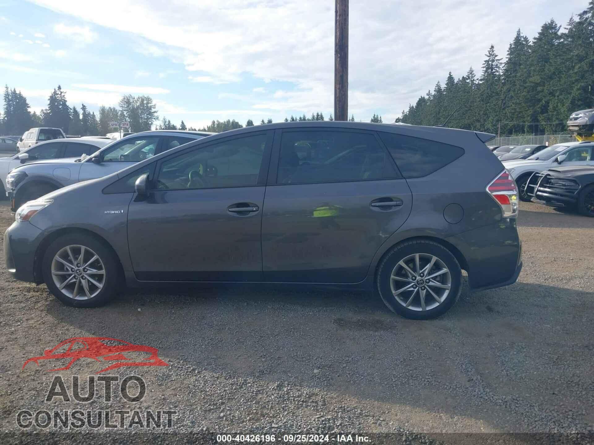 TOYOTA PRIUS V 2017 - JTDZN3EU4HJ056180