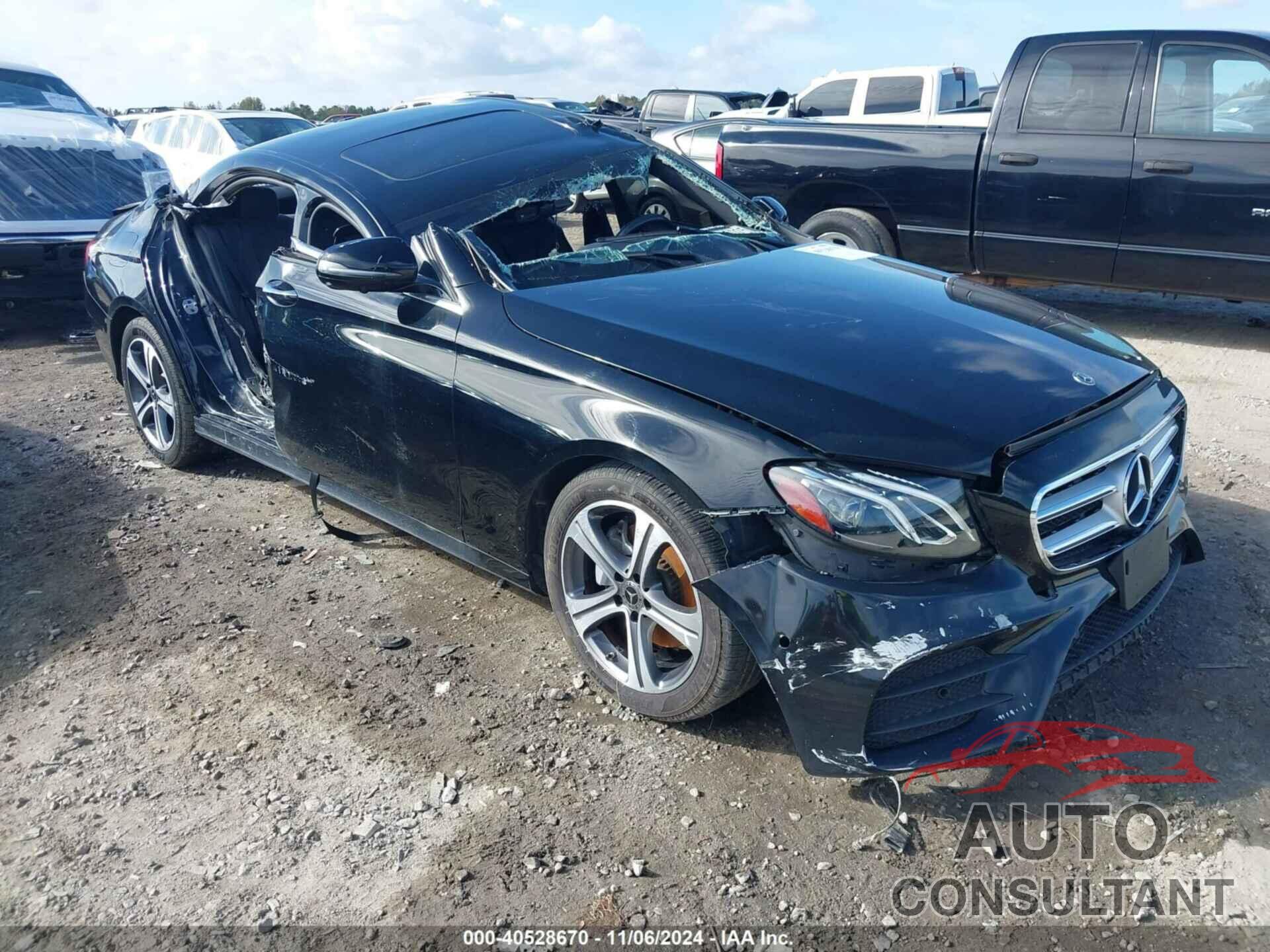 MERCEDES-BENZ E 300 2019 - WDDZF4KB3KA562540