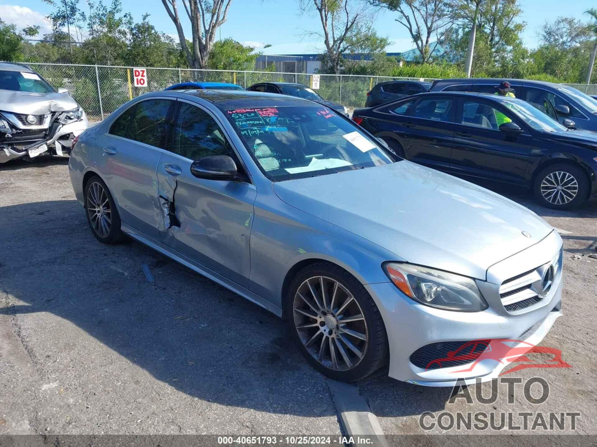 MERCEDES-BENZ C 300 2017 - 55SWF4JB0HU188451