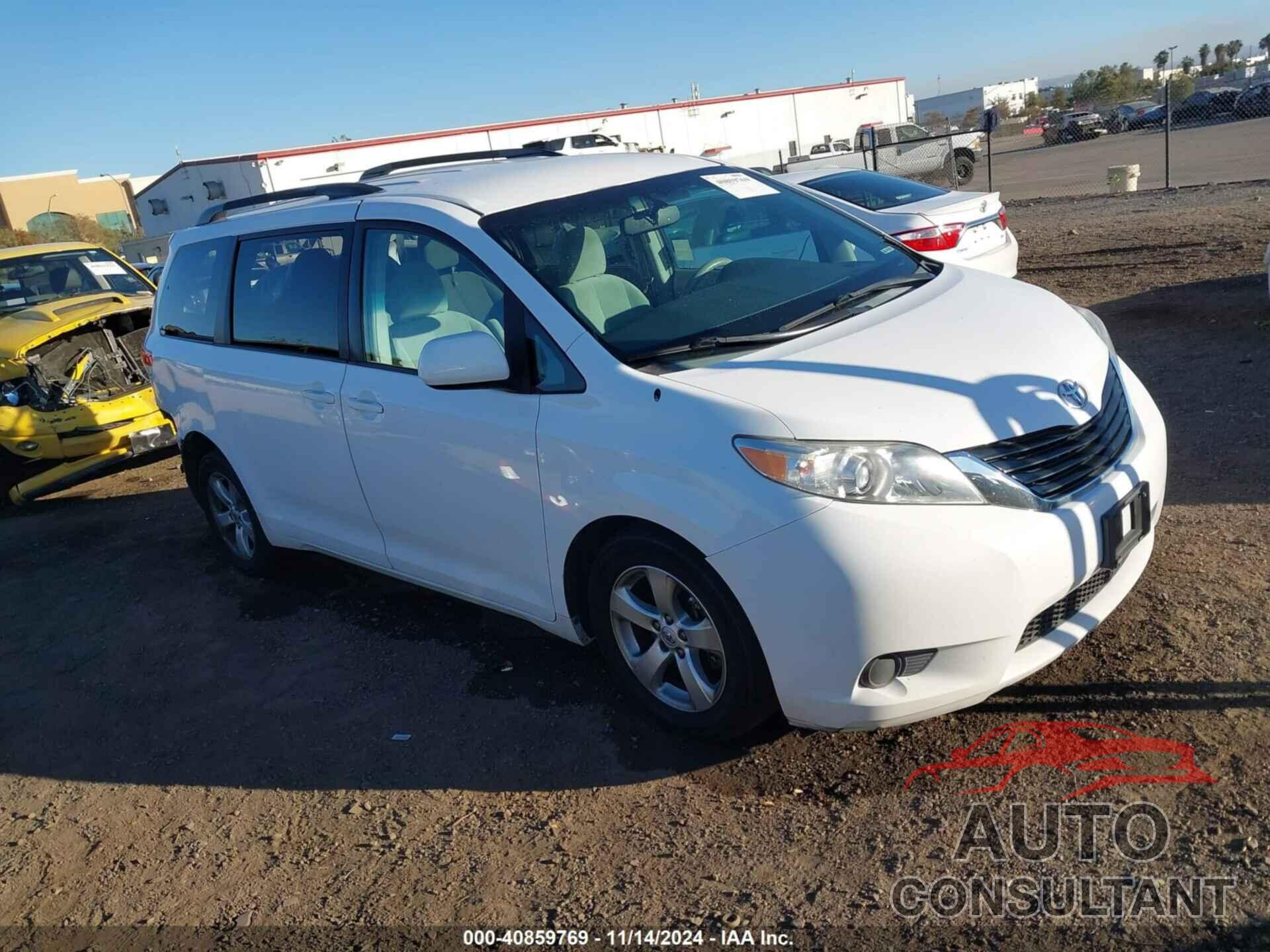 TOYOTA SIENNA 2013 - 5TDKK3DC9DS341795