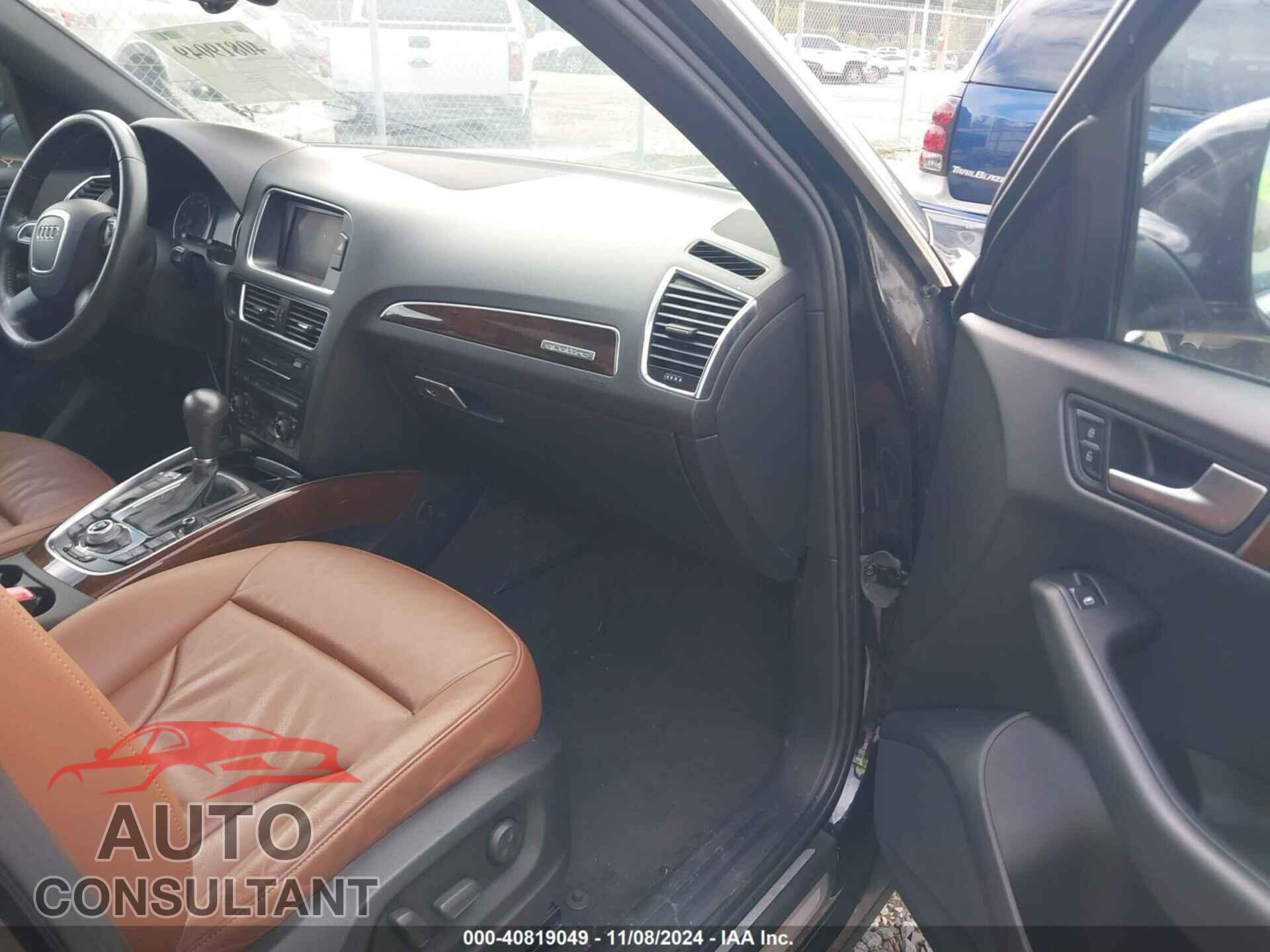 AUDI Q5 2010 - WA1LKAFP1AA044340