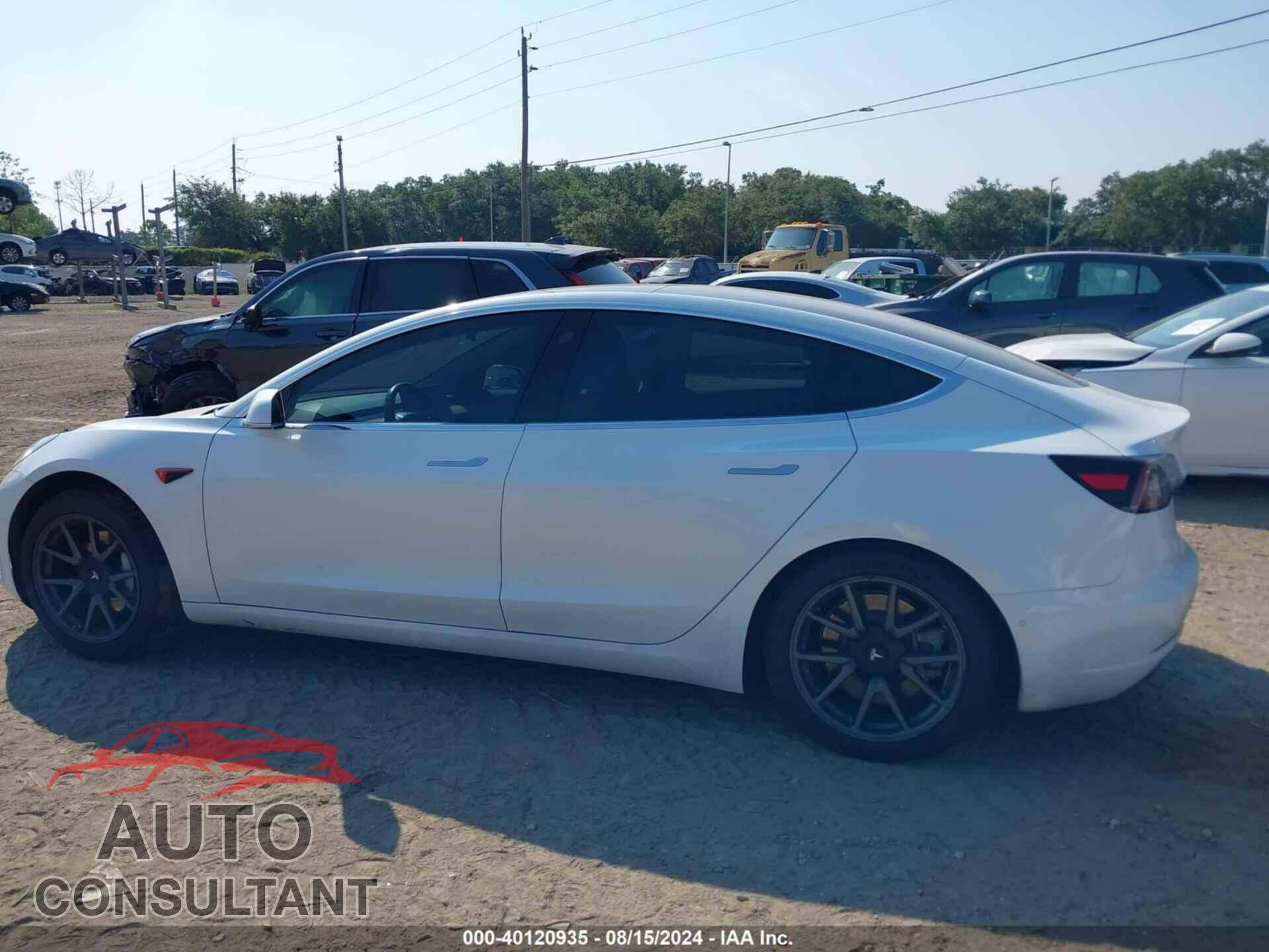TESLA MODEL 3 2018 - 5YJ3E1EA2JF042307