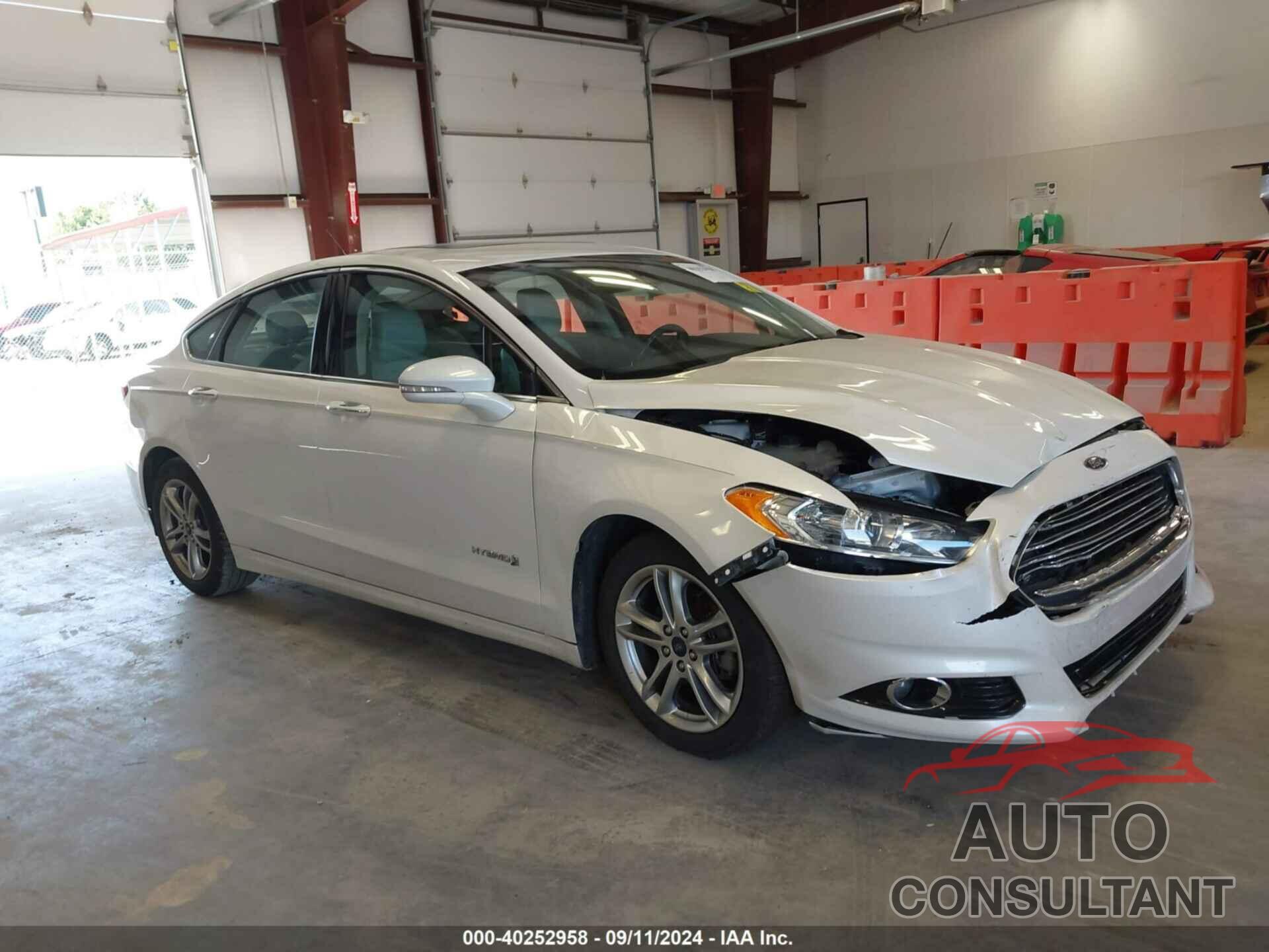 FORD FUSION HYBRID 2016 - 3FA6P0RU6GR185019