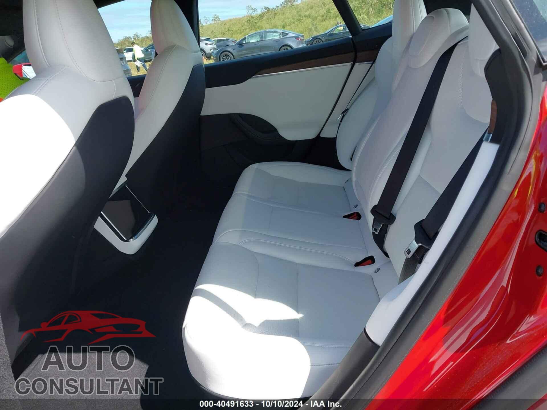 TESLA MODEL S 2022 - 5YJSA1E58NF487909