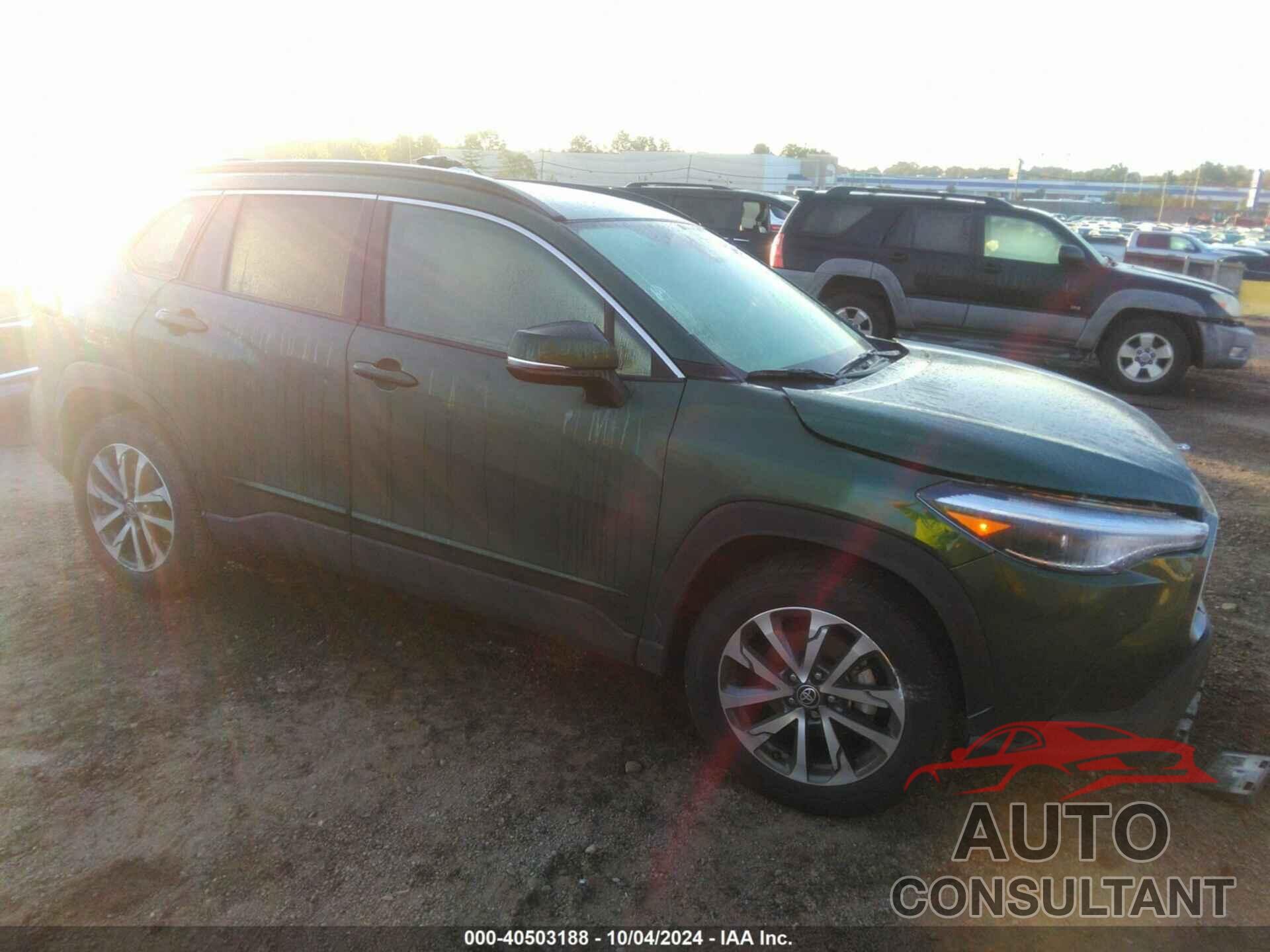 TOYOTA COROLLA CROSS 2022 - 7MUDAABG1NV042847