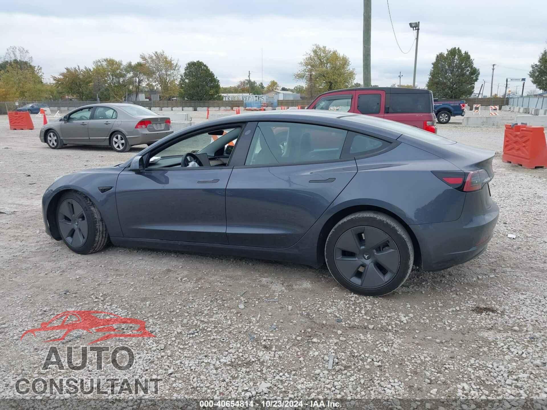 TESLA MODEL 3 2023 - 5YJ3E1EA3PF699724