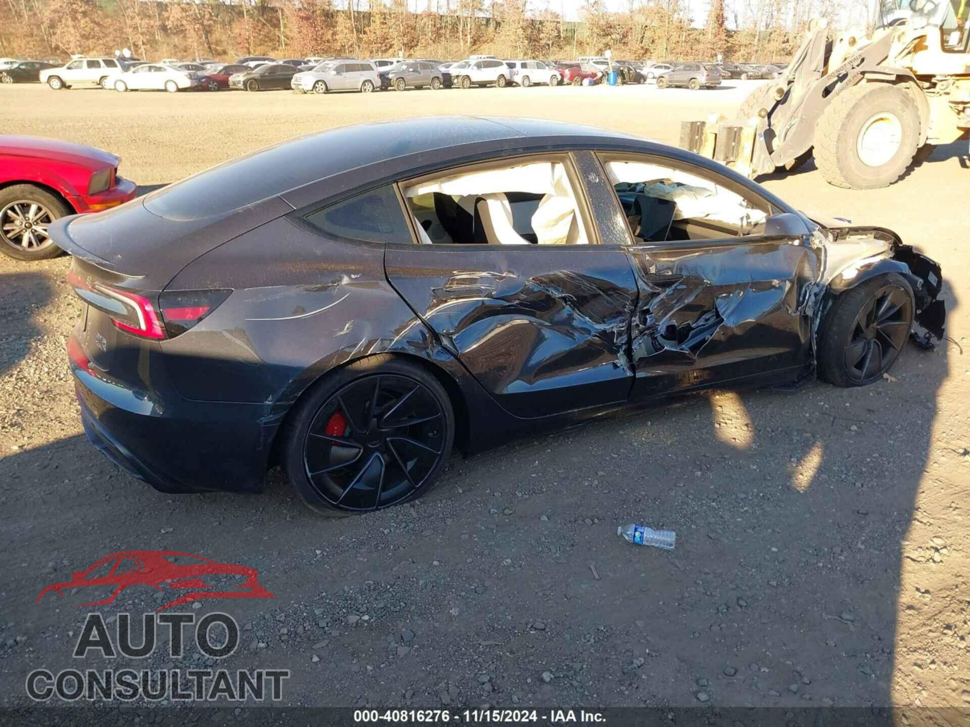 TESLA MODEL 3 2024 - 5YJ3E1ET4RF868928