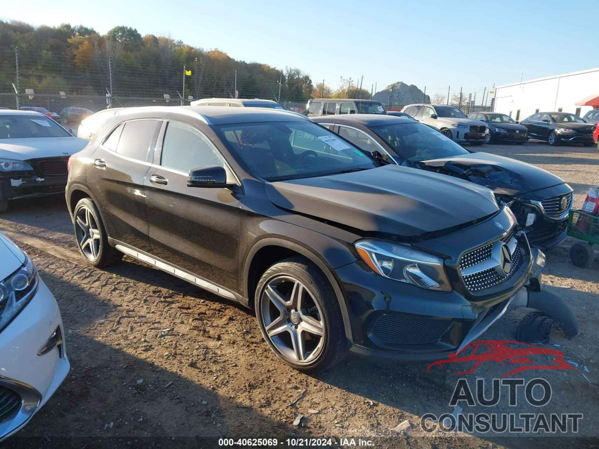 MERCEDES-BENZ GLA 250 2015 - WDCTG4GB9FJ136888