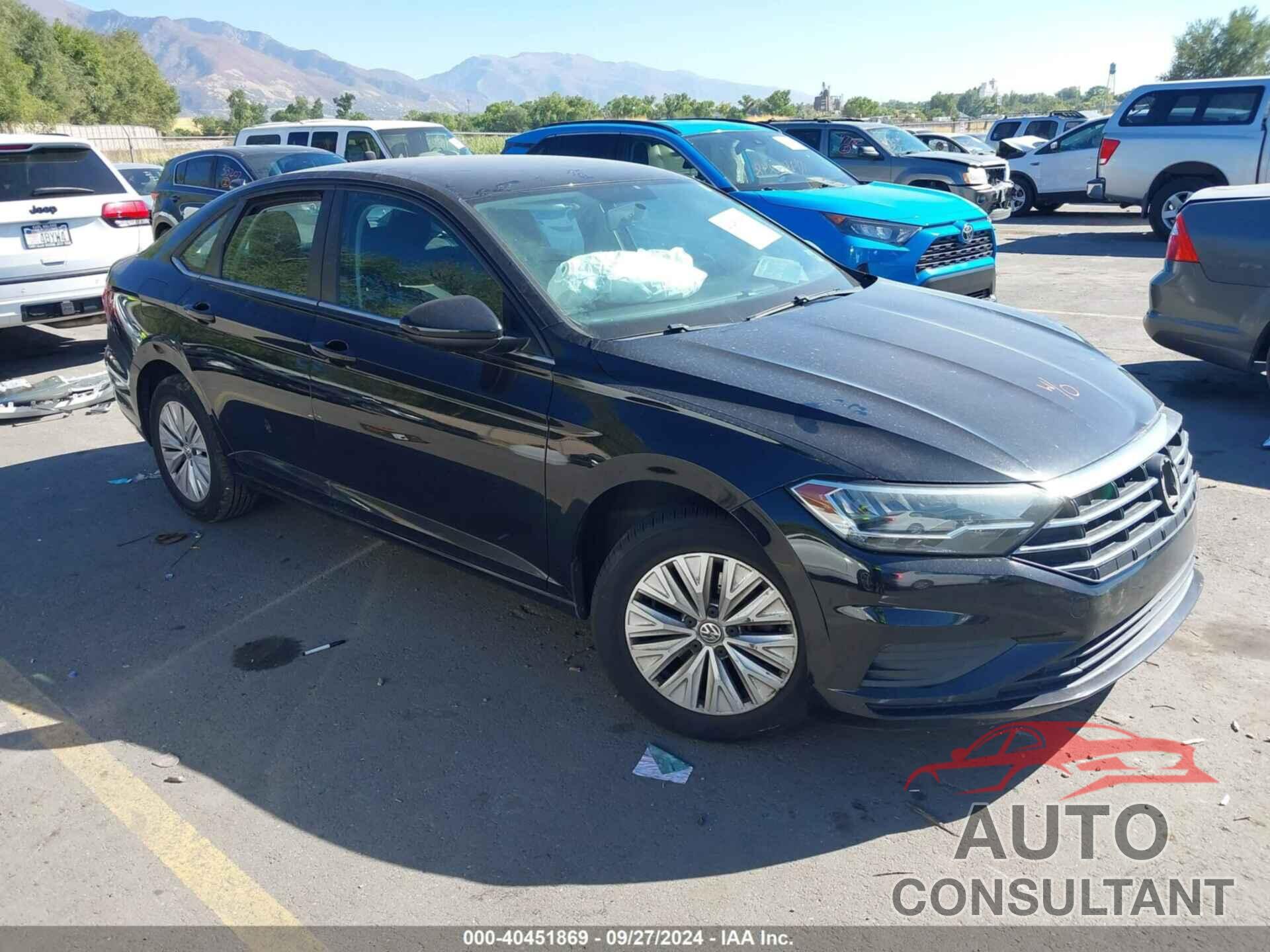 VOLKSWAGEN JETTA 2019 - 3VWC57BU1KM031830