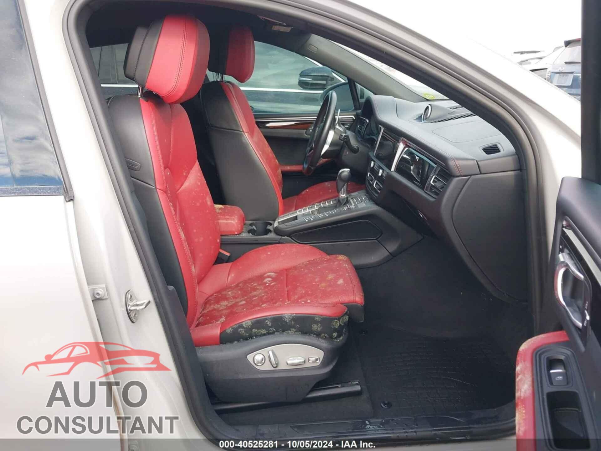 PORSCHE MACAN 2021 - WP1AA2A55MLB16479