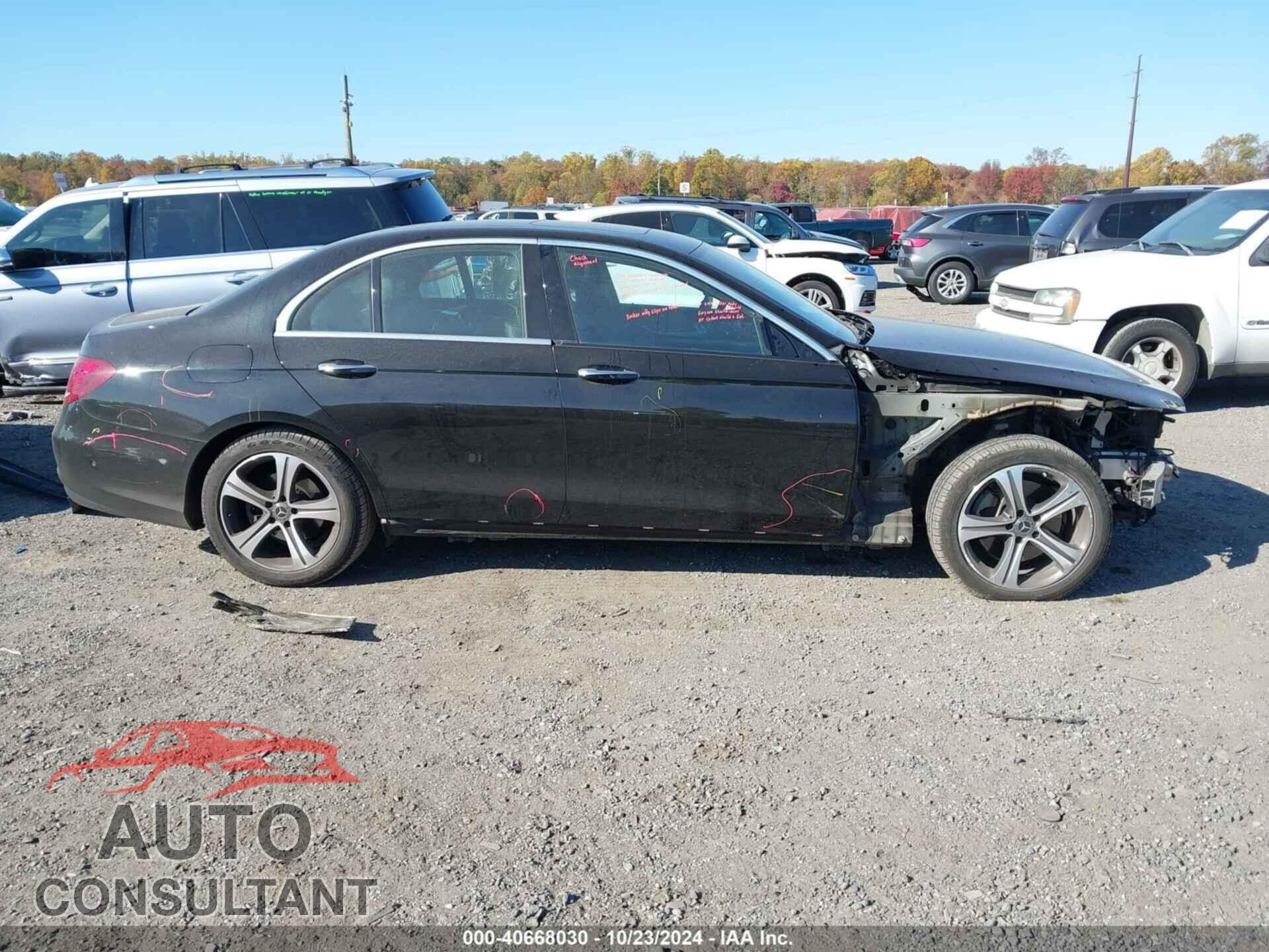 MERCEDES-BENZ E 300 2018 - WDDZF4KB5JA482218