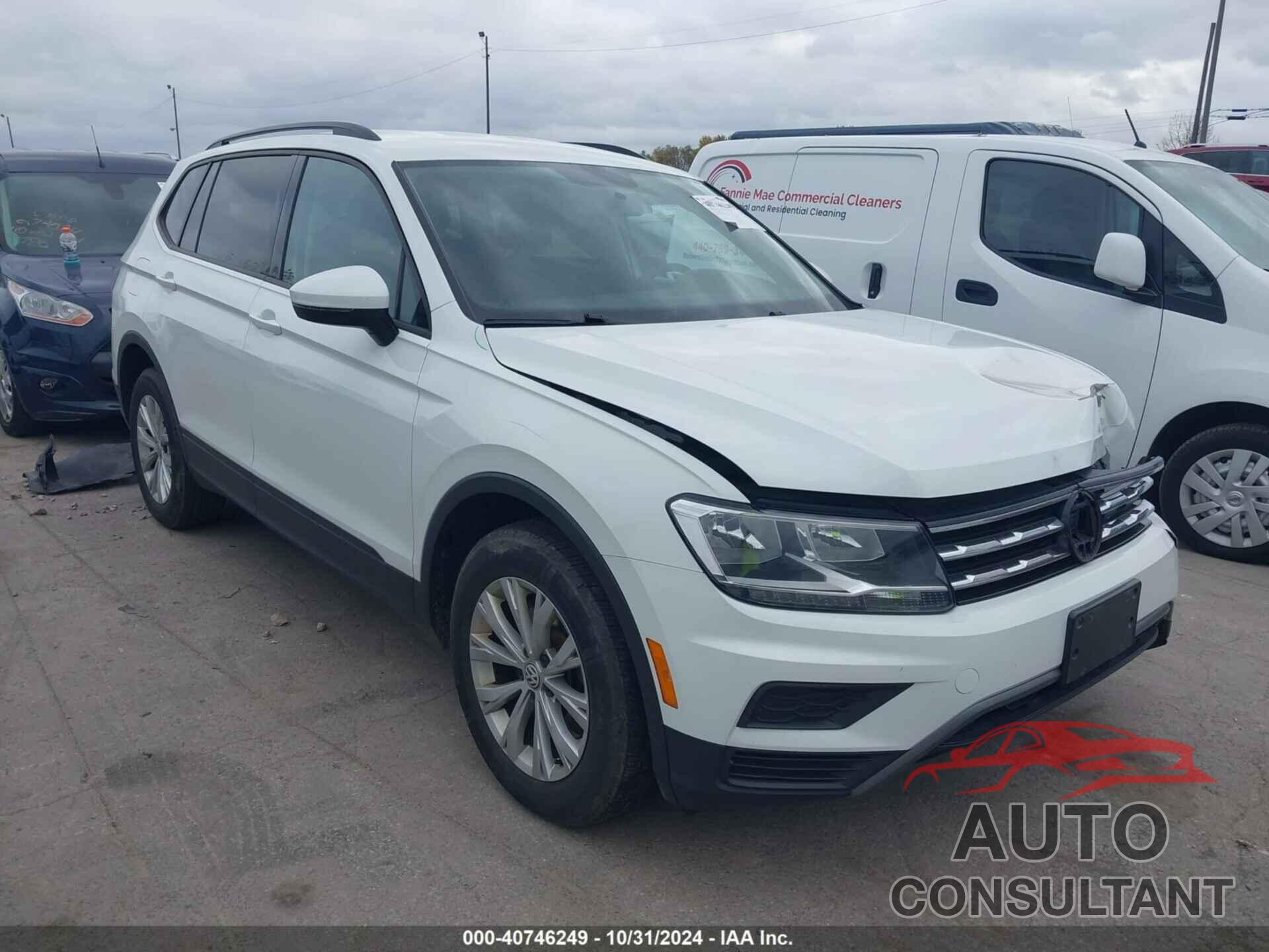 VOLKSWAGEN TIGUAN 2018 - 3VV0B7AX3JM109387